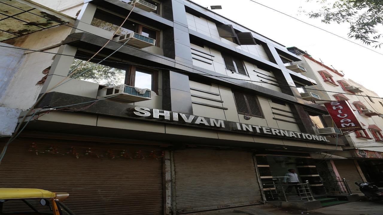 Shivam International - A Well Hygiene Staff Vaccinated 