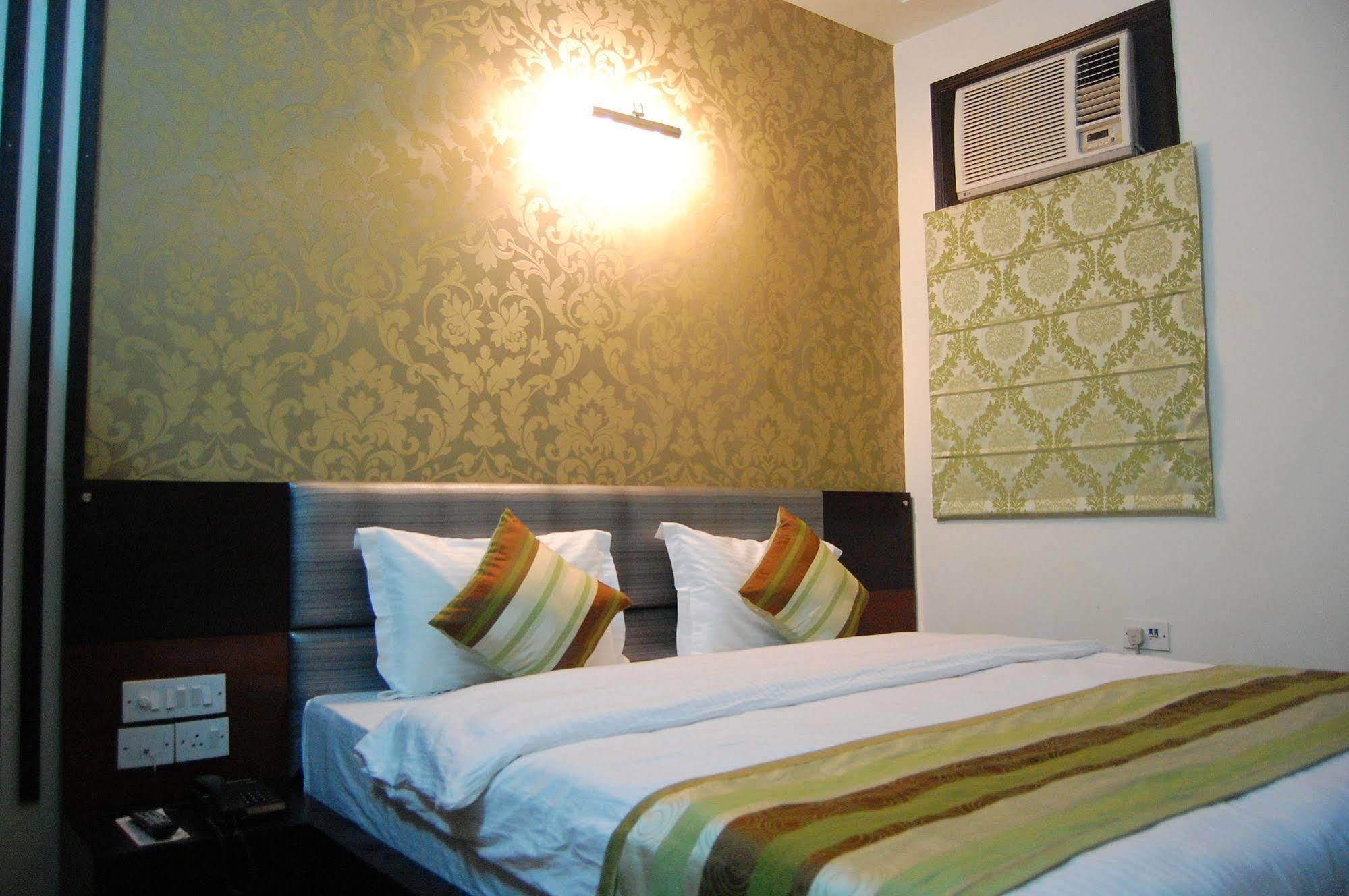 Delhi Aerocity, Nh 48 Hotel