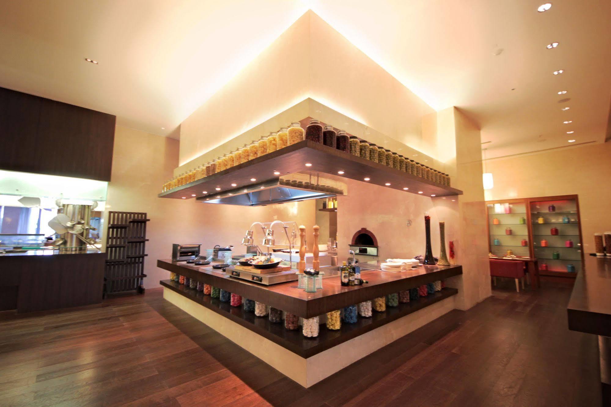 Vivanta New Delhi, Dwarka 5* Delhi (National Capital Territory of India)