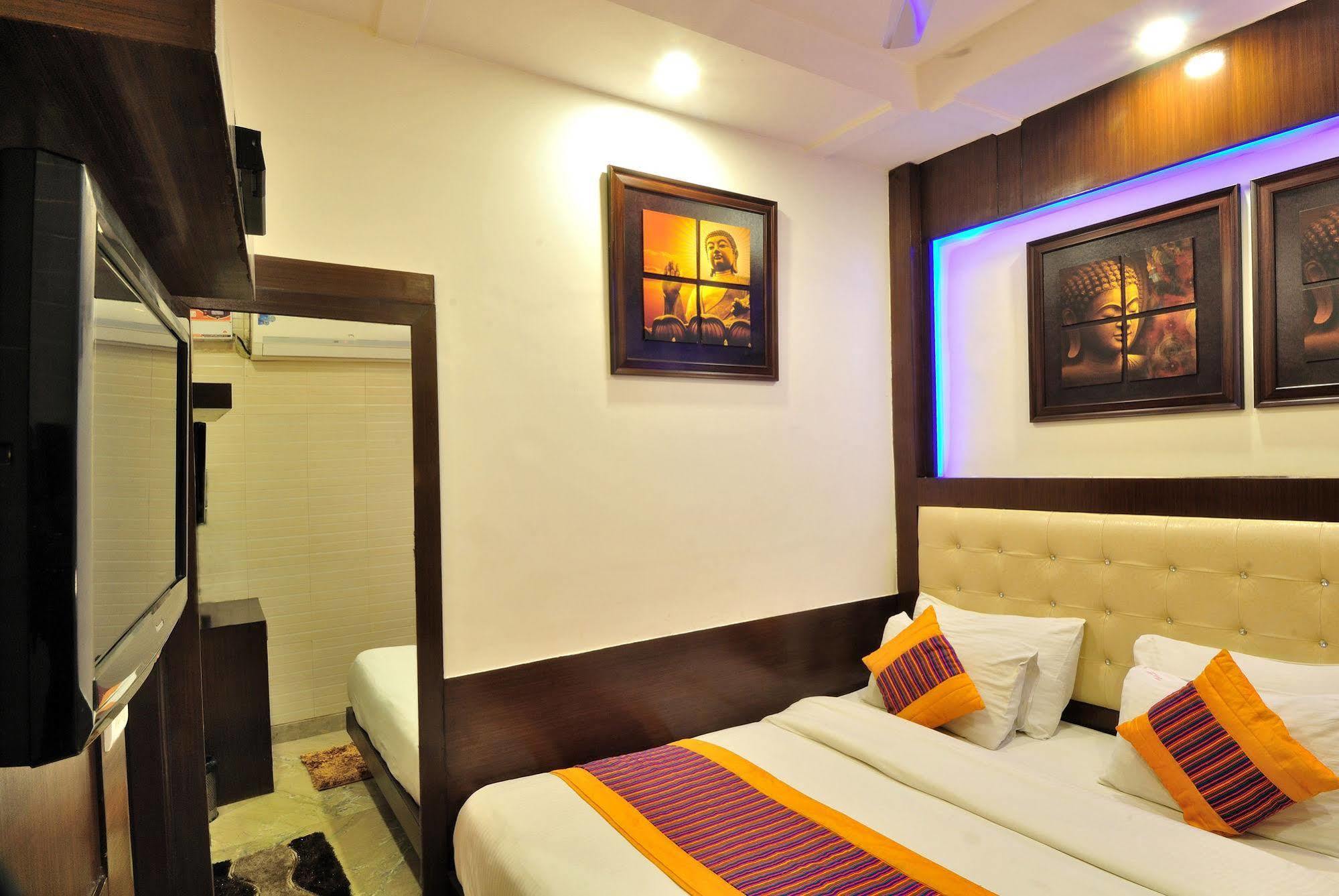 Nirmal Mahal - Paharganj - Hotel Nova Deli