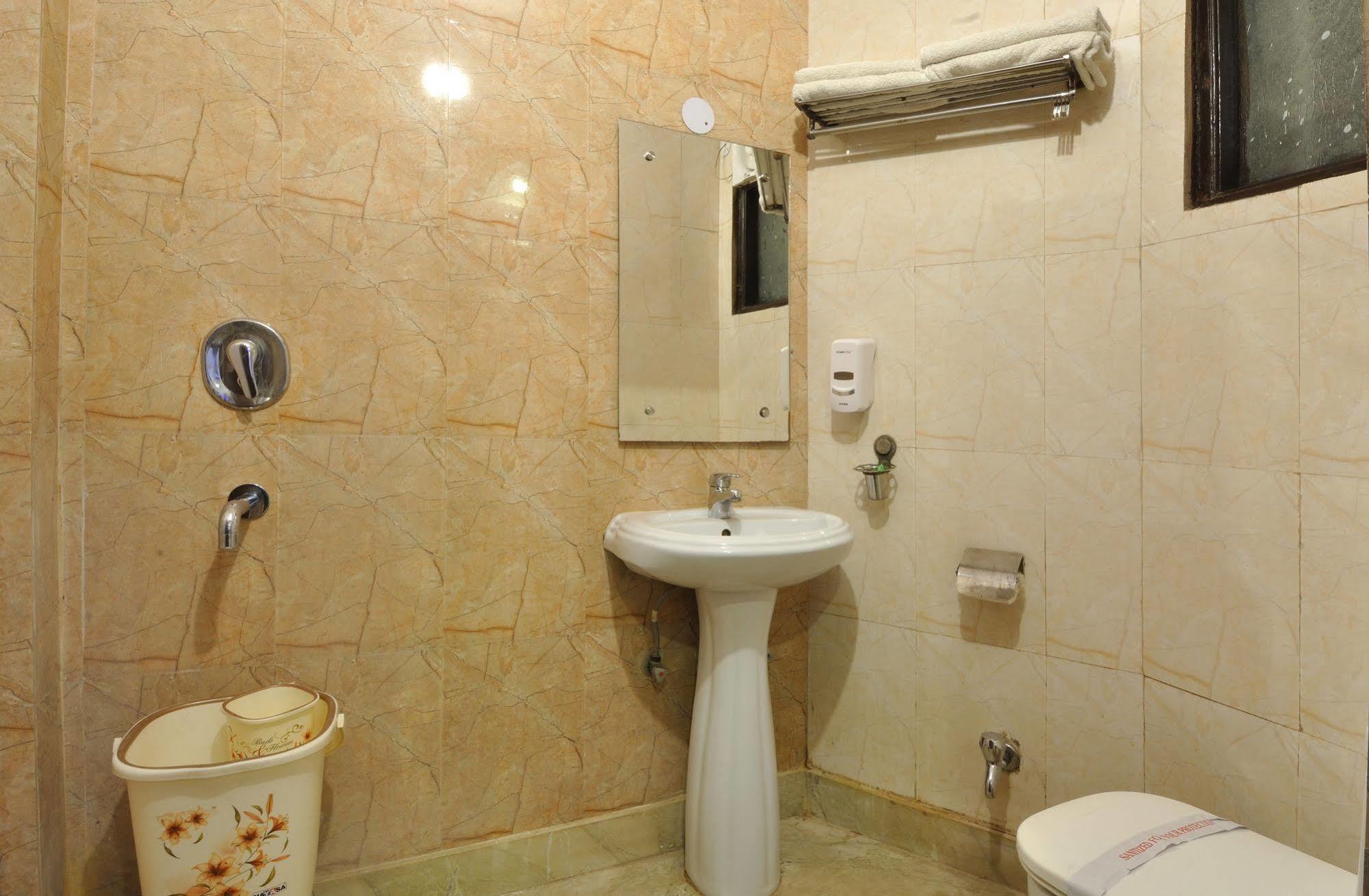 Nirmal Mahal - Paharganj - Hotel Nova Deli