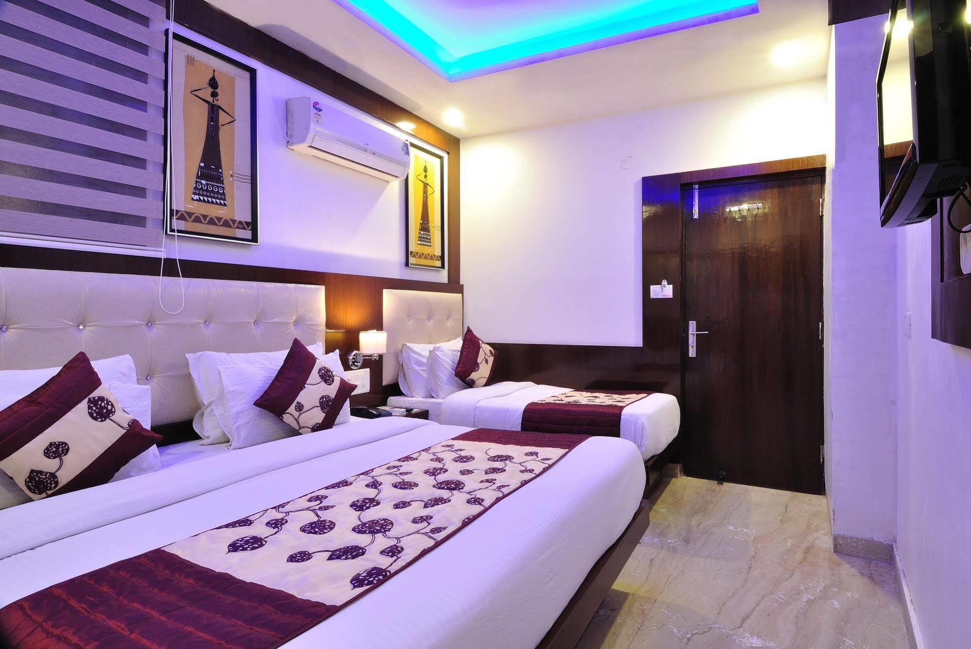 Nirmal Mahal - Paharganj -