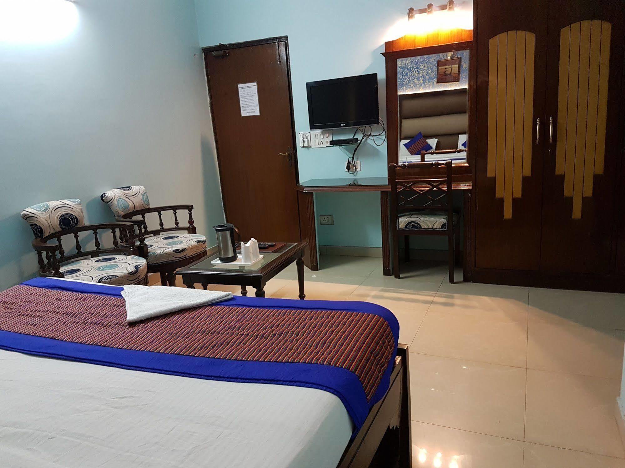 Treebo Paras International Delhi (National Capital Territory of India)