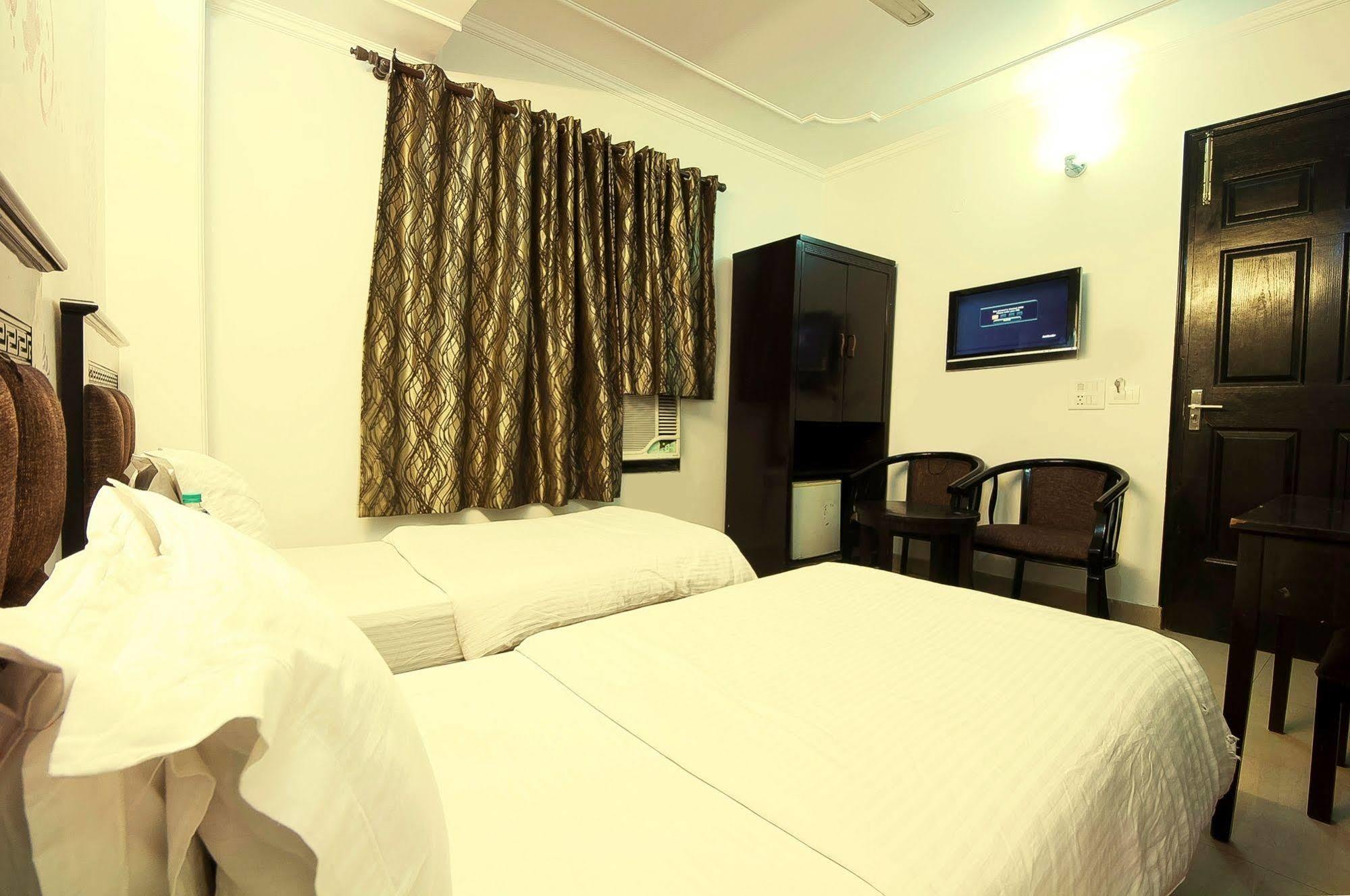 Sunrise Hotel