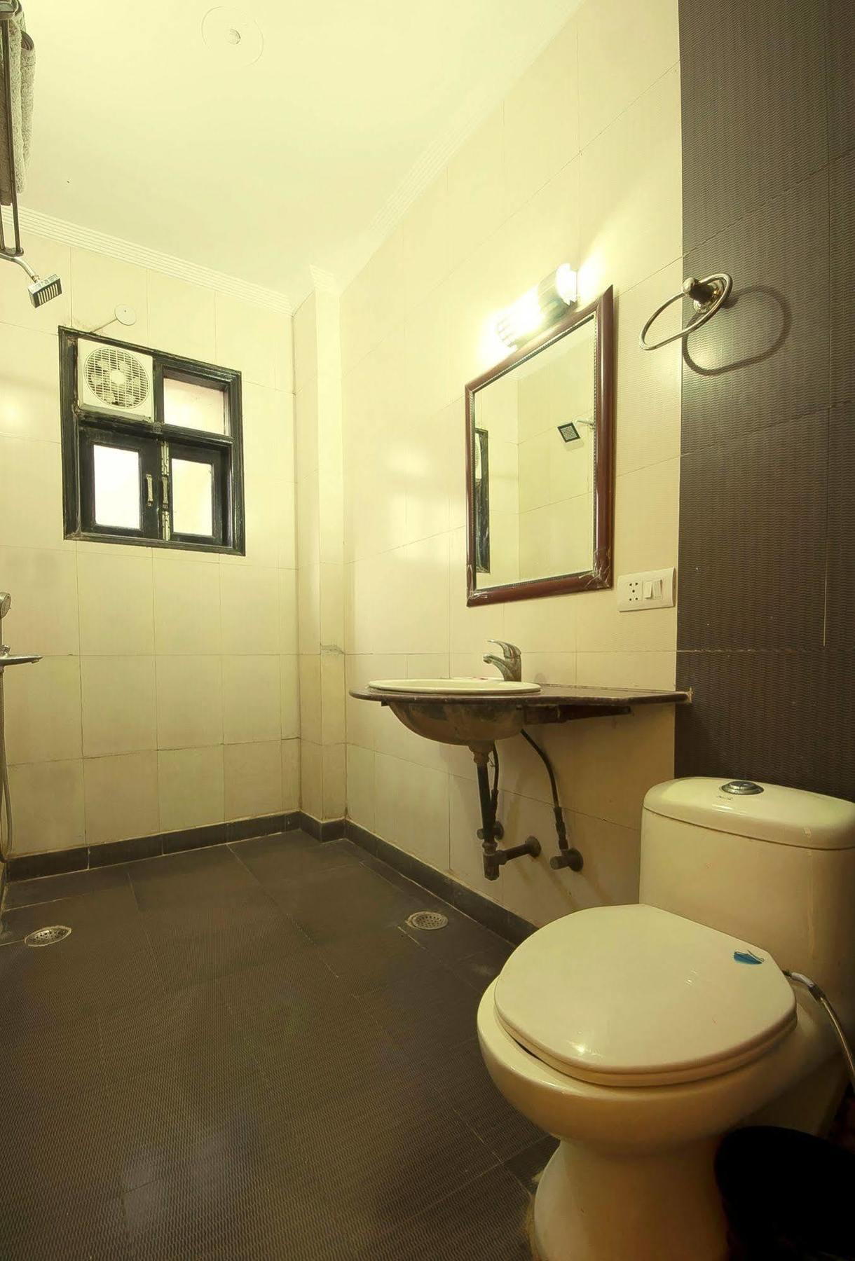 Hotel Sunrise Delhi (National Capital Territory of India)
