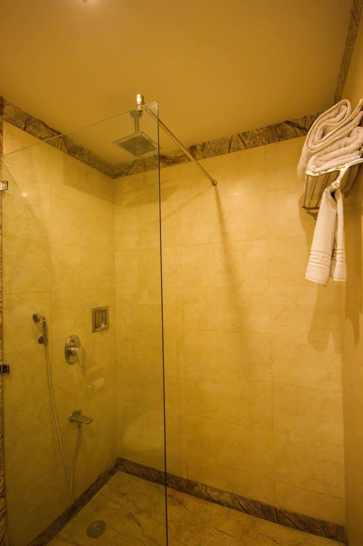 Sunstar Heights Hotel Delhi (National Capital Territory of India)