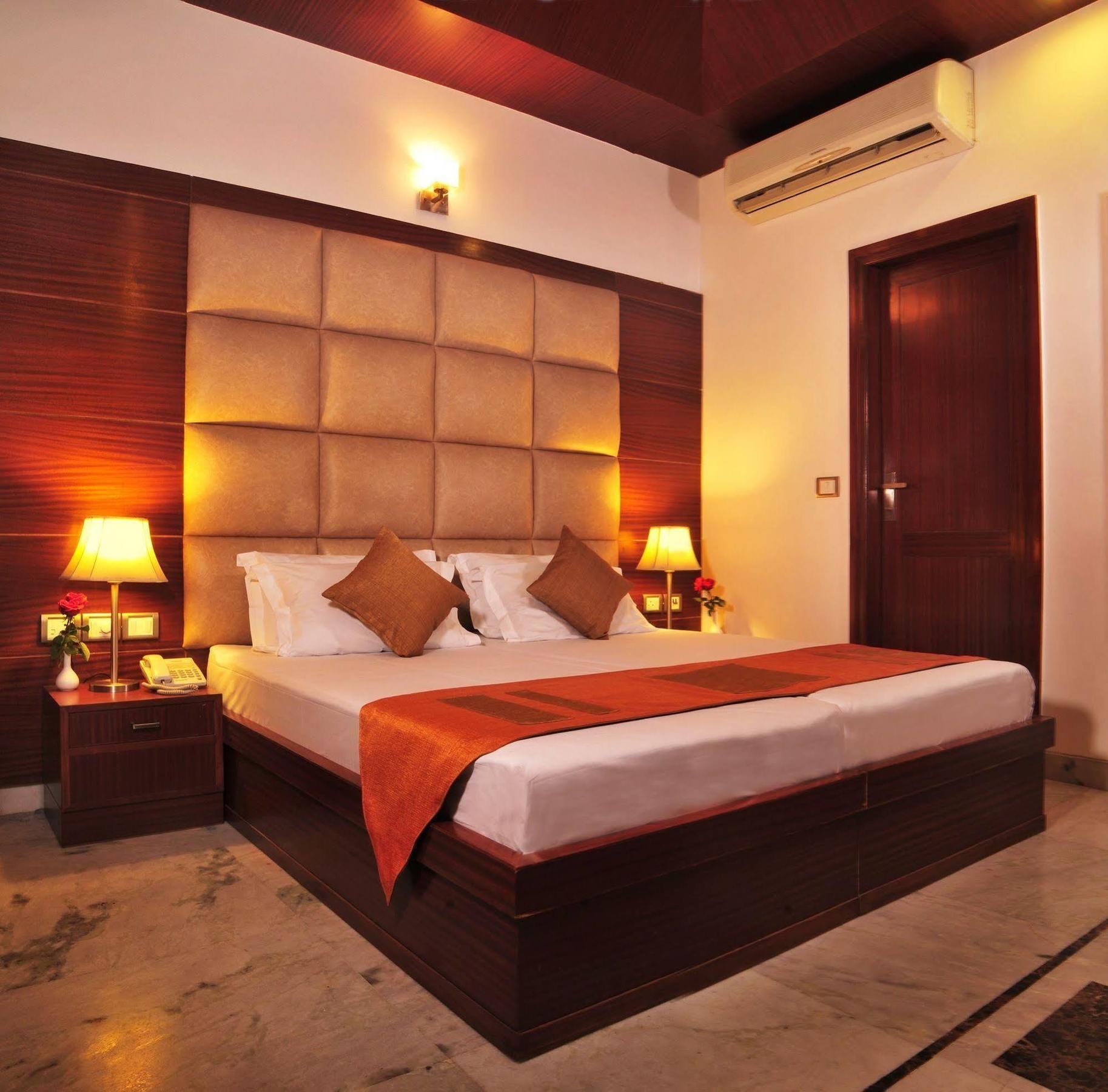Hotel Citi International 3*