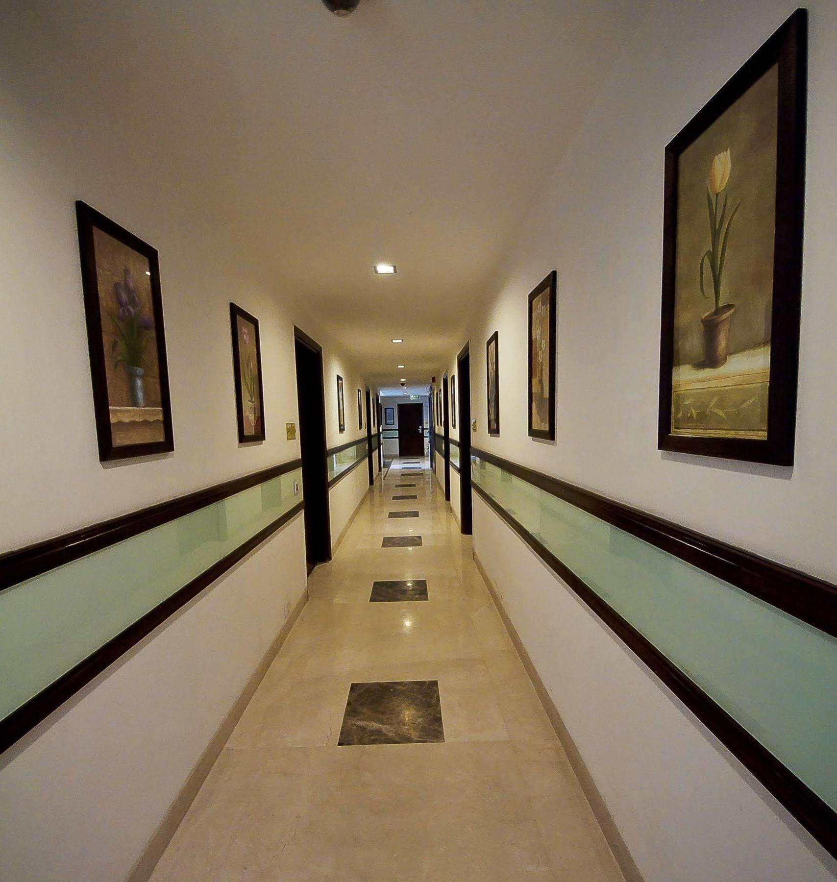 Divine Paradise Tavisha Hotel