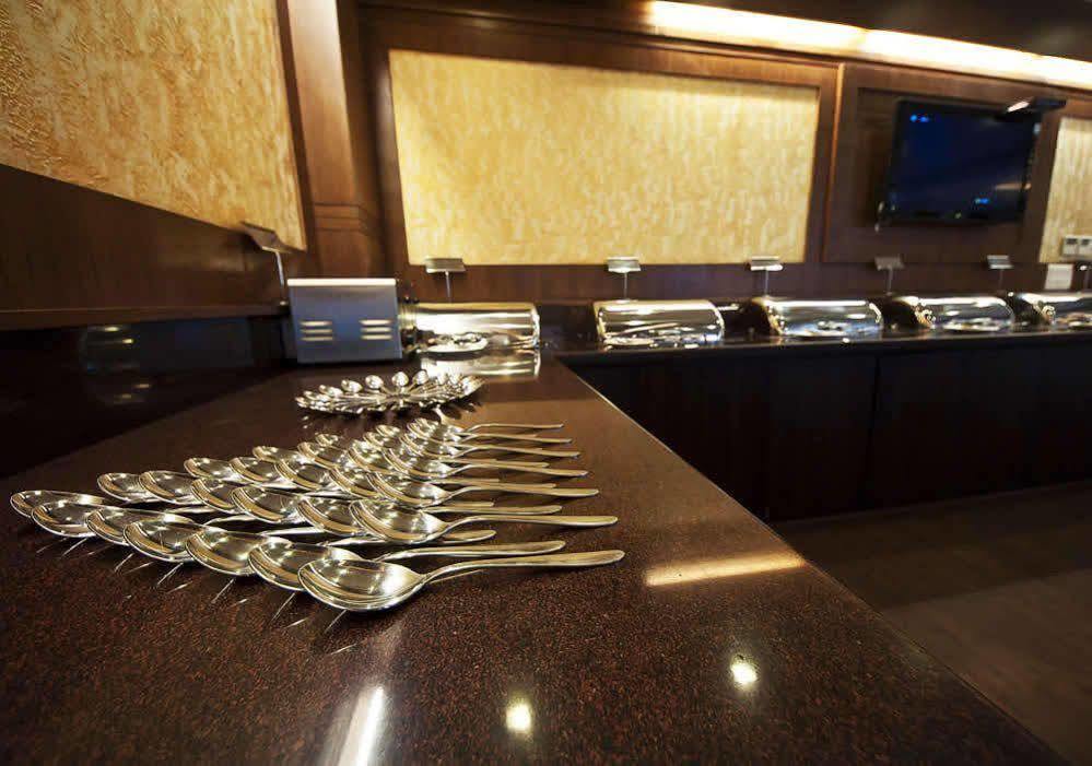 Hotel Divine Paradise Tavisha