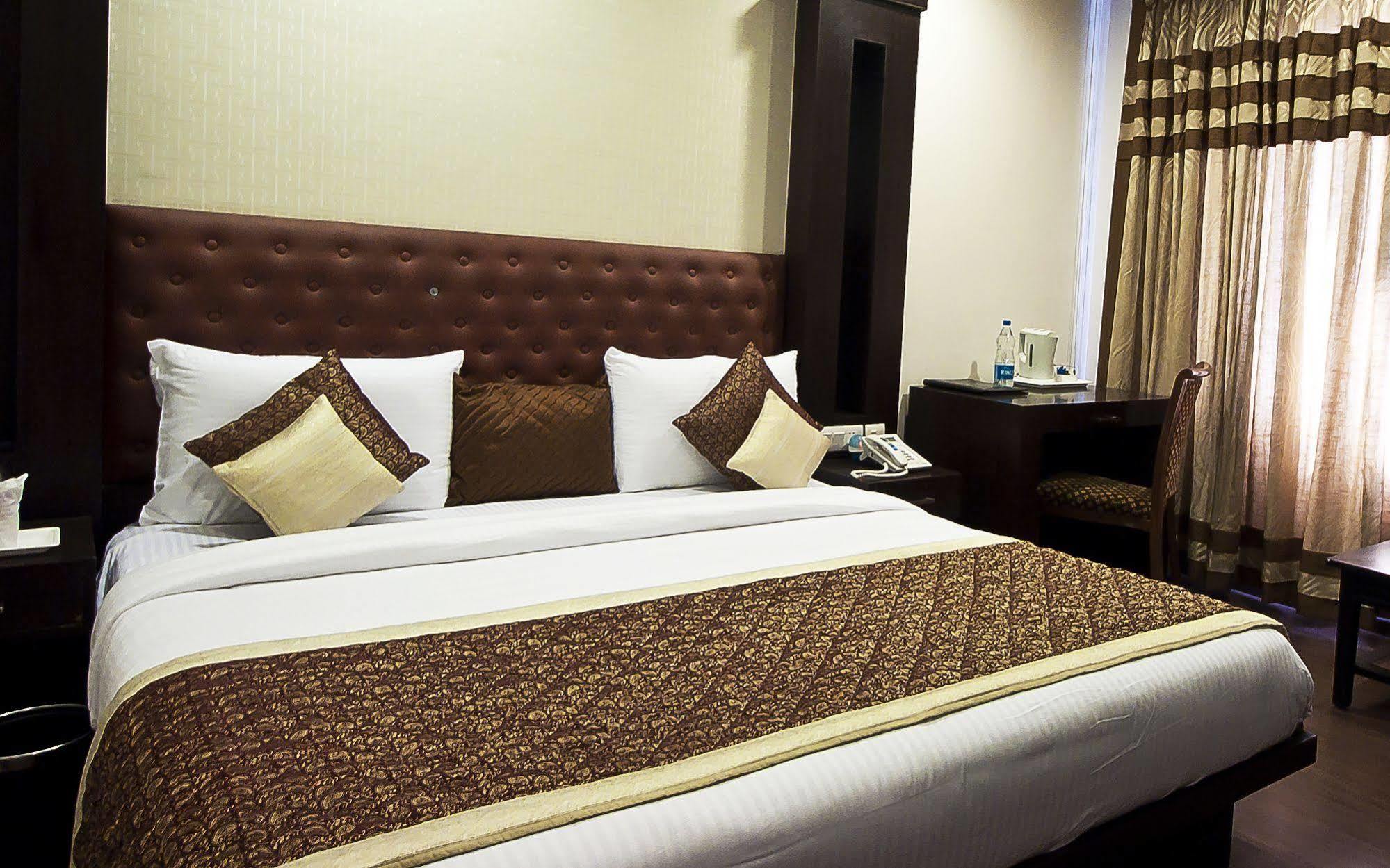 Divine Paradise Tavisha 3* New Delhi