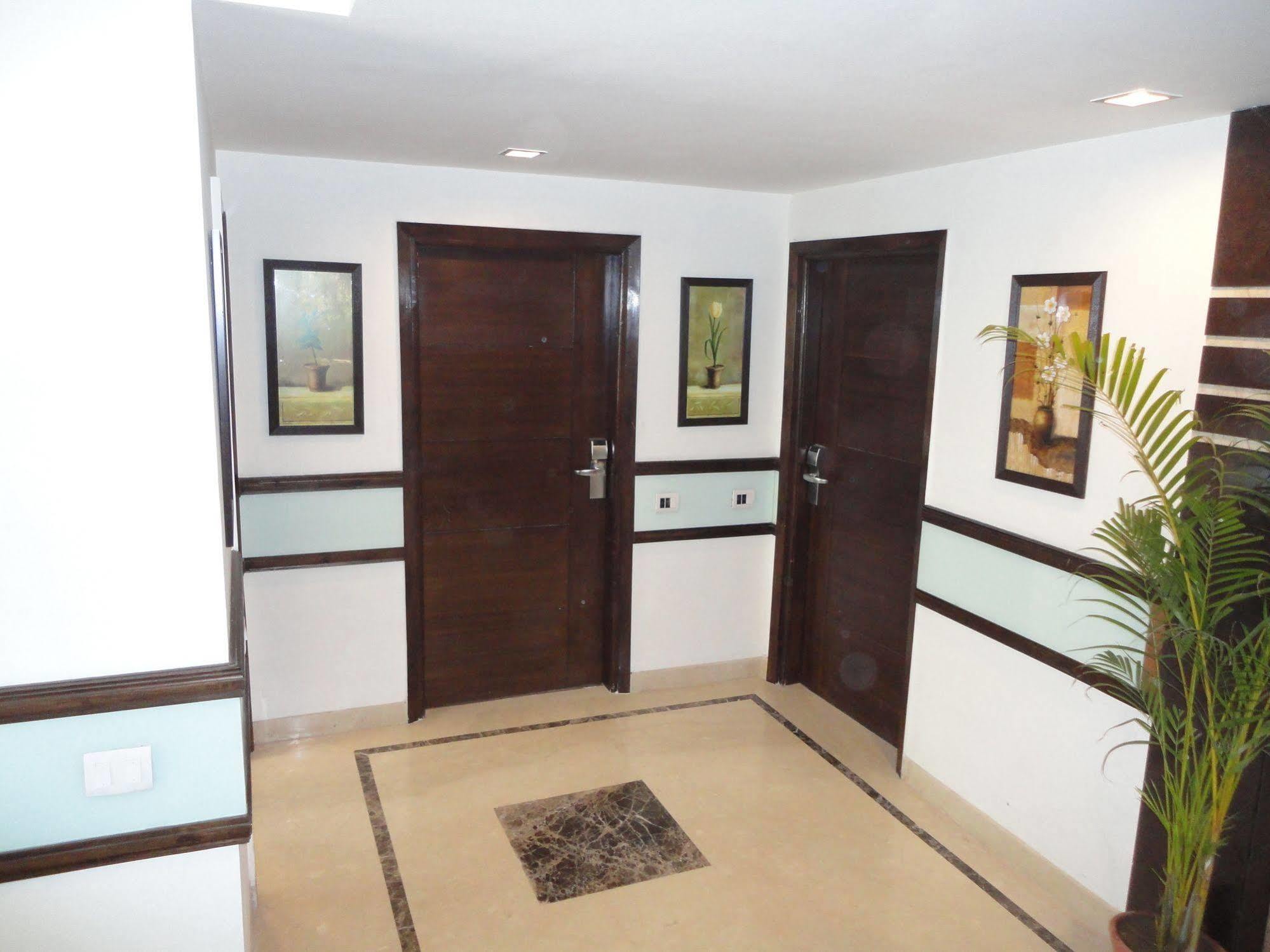 Hotel Divine Paradise Tavisha New Delhi