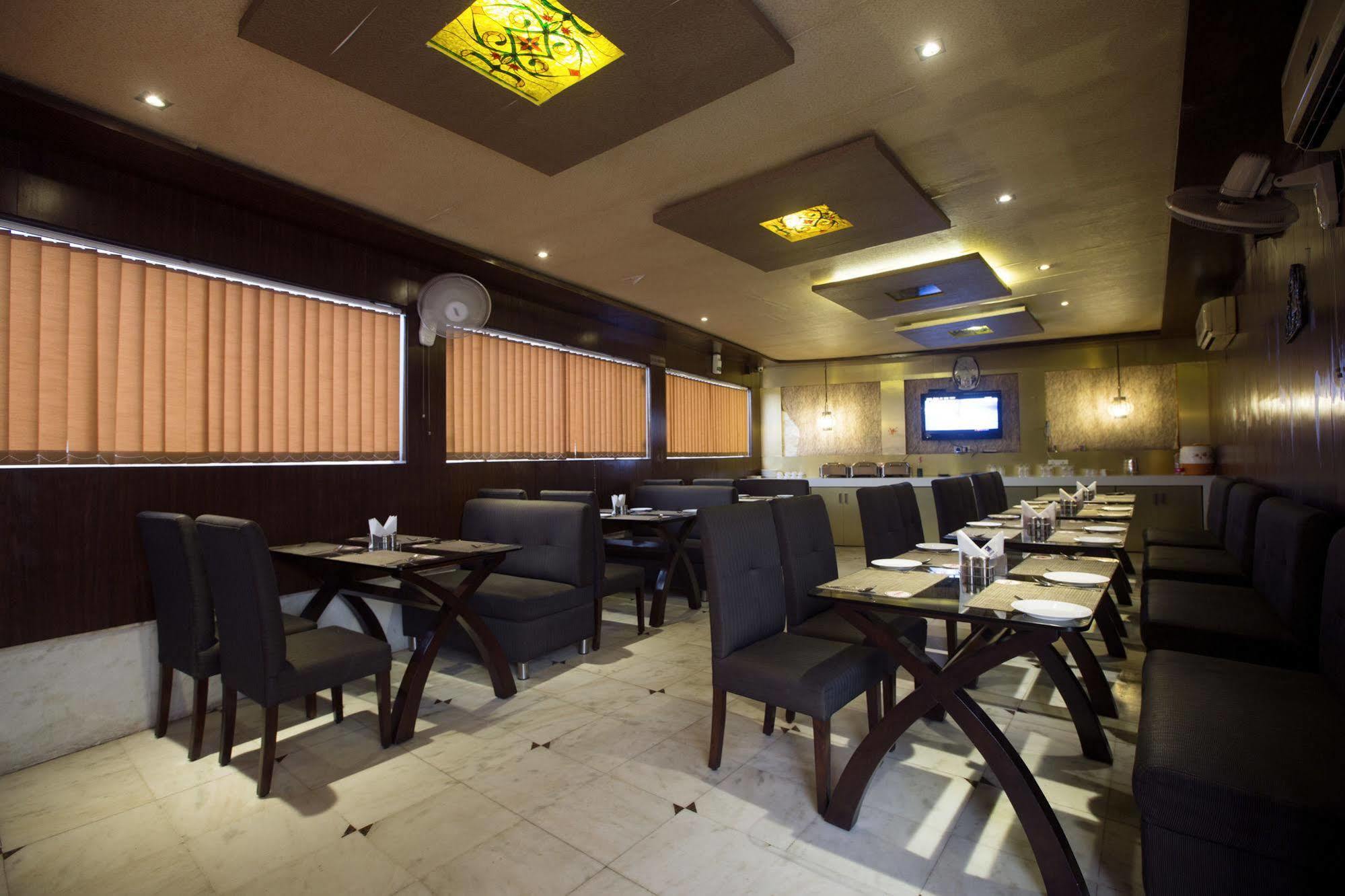 Krishna - By Rcg Hotels, Paharganj, Hotel New Delhi