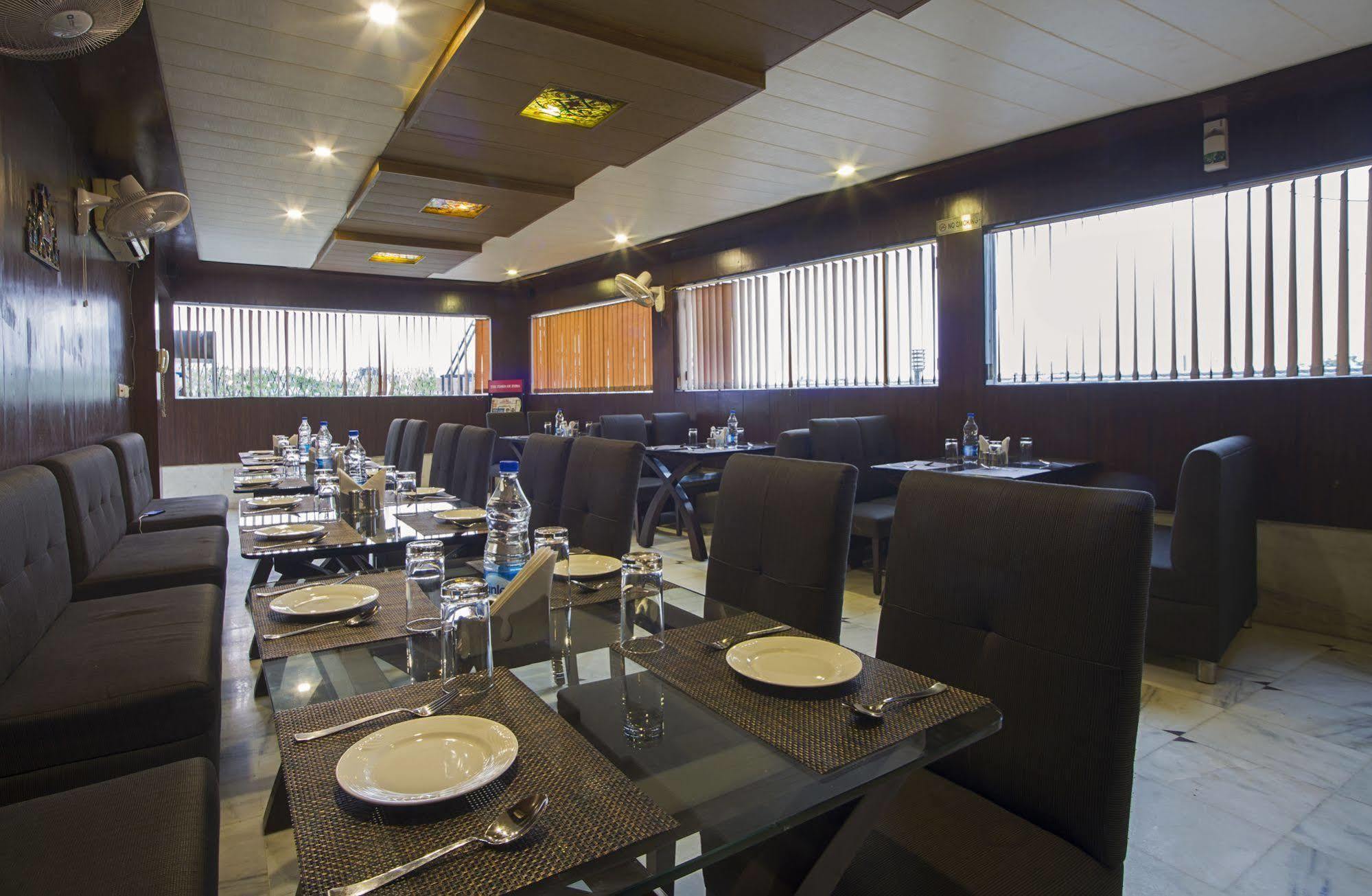 Krishna - By Rcg Hotels, Paharganj,