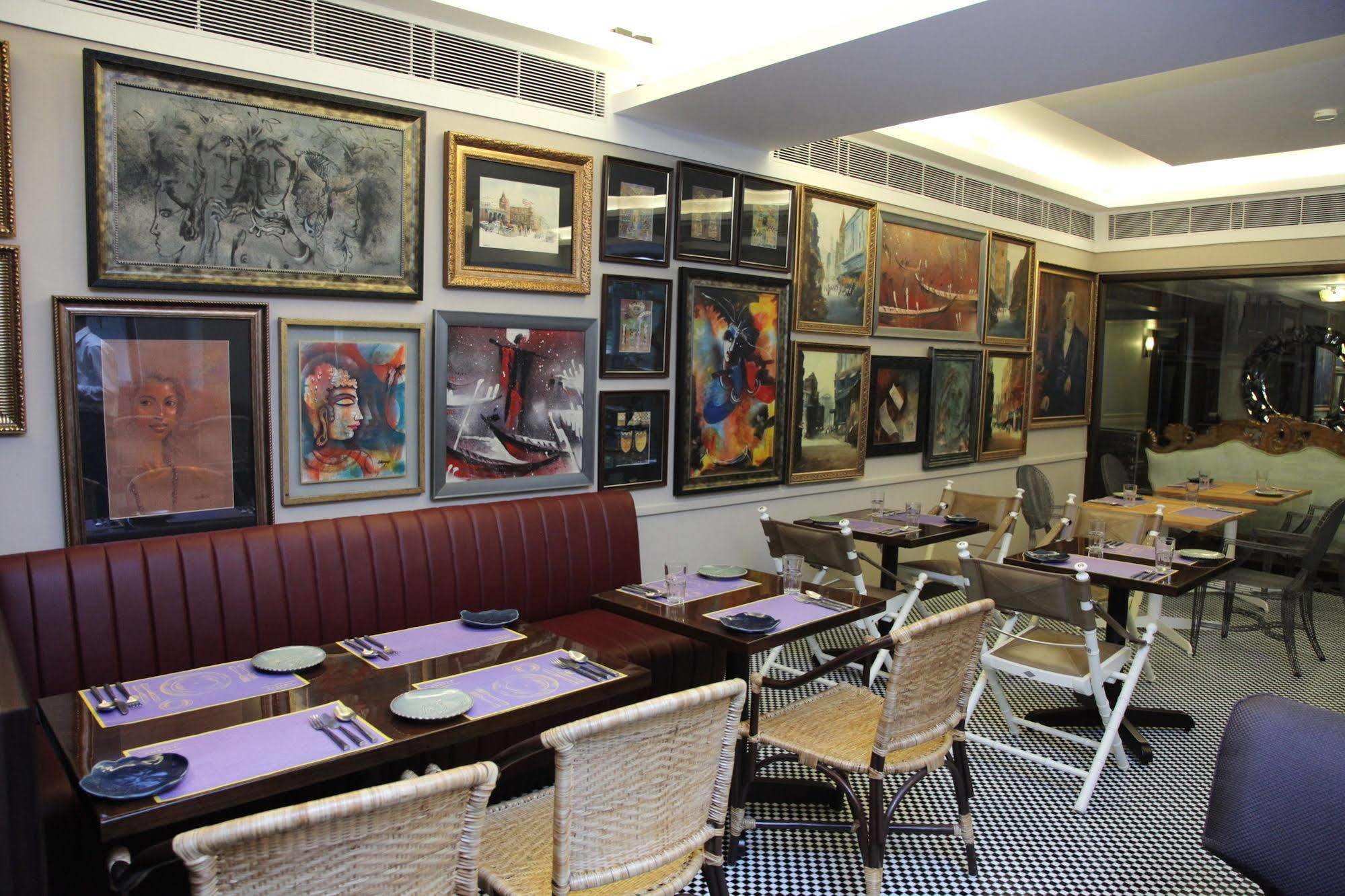 Hotel Diplomat, Chanakyapuri New Delhi- A Boutique 5*
