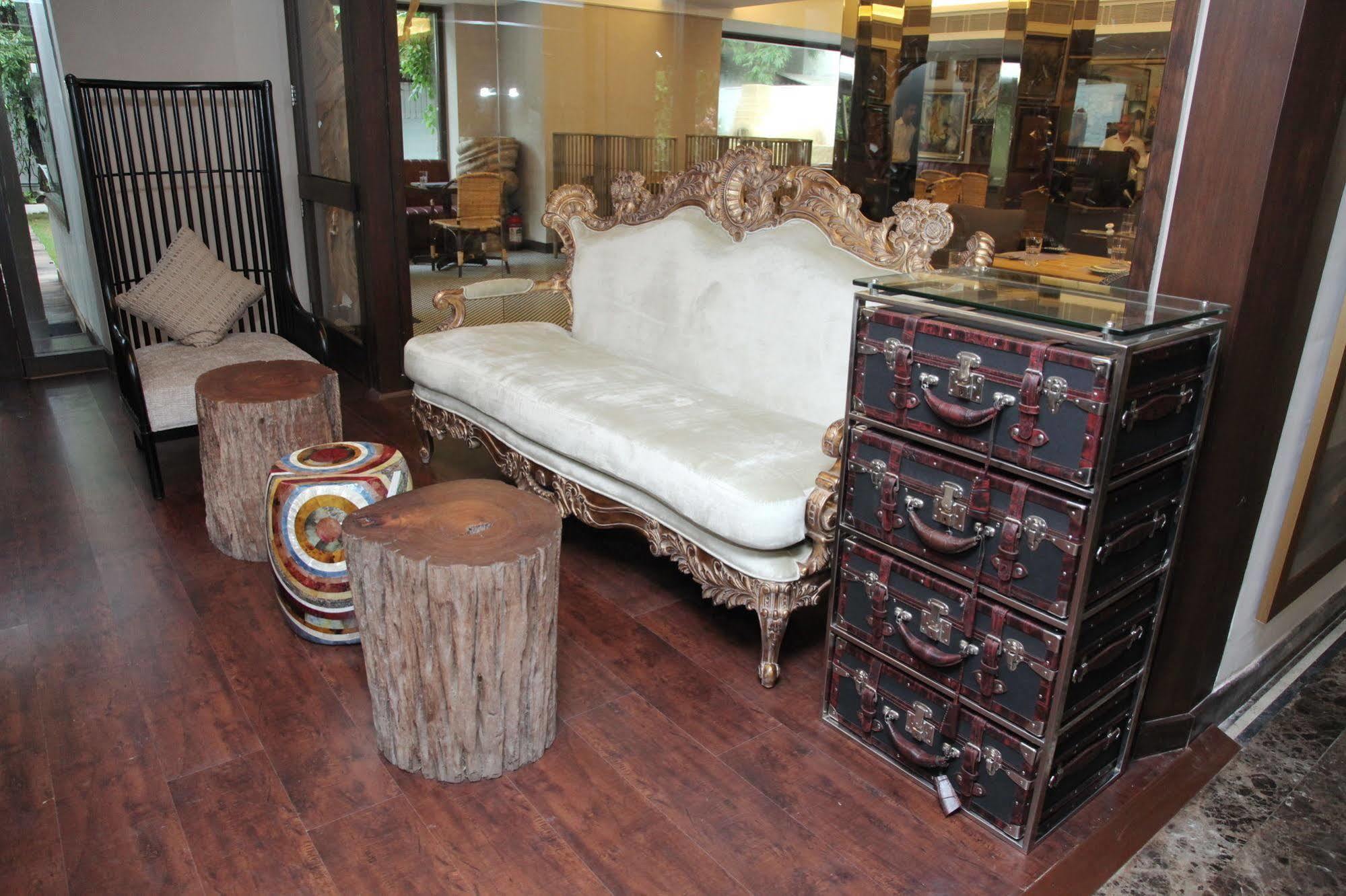 Diplomat, Chanakyapuri New Delhi- A Boutique Hotel 5*