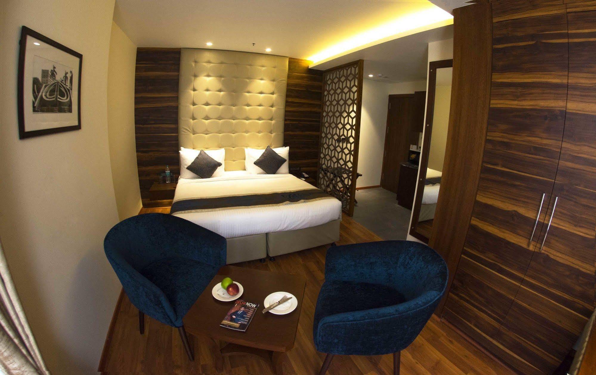 Connaught Royale Delhi New Delhi