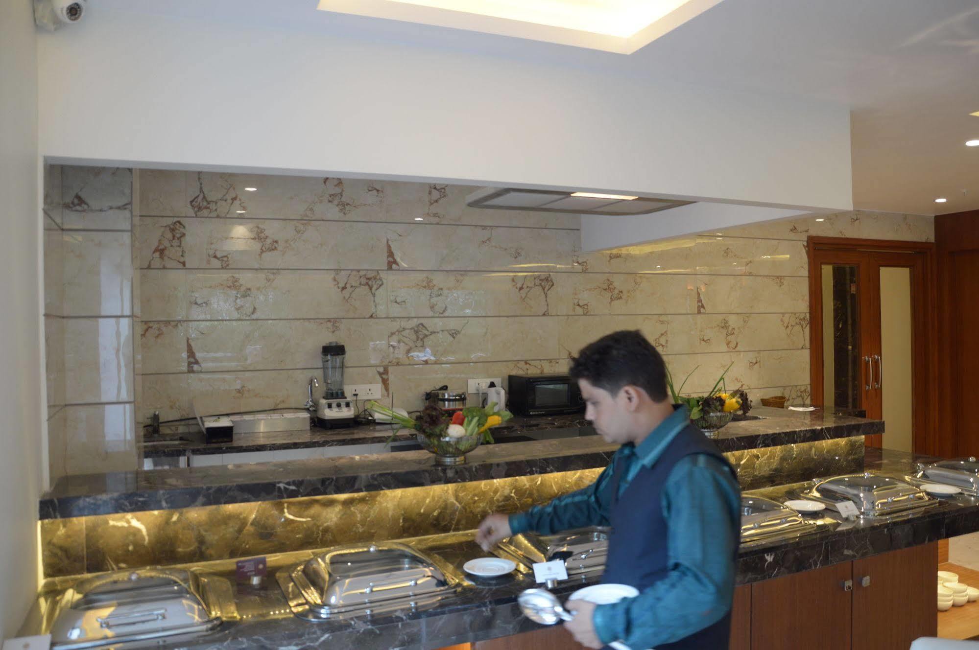 Connaught Royale Delhi 4*