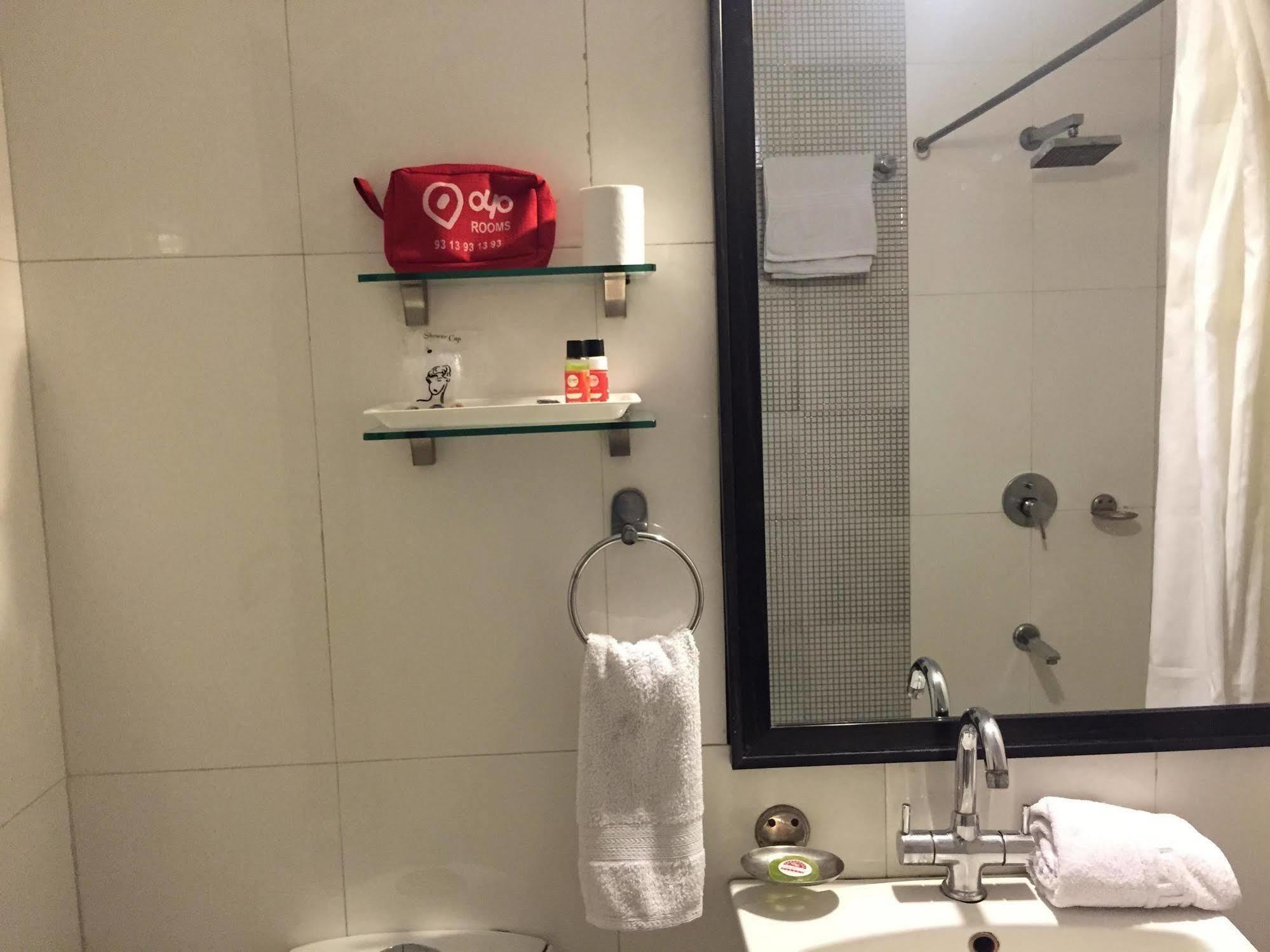Hotel Comfort Zone Greater Kailash New Delhi