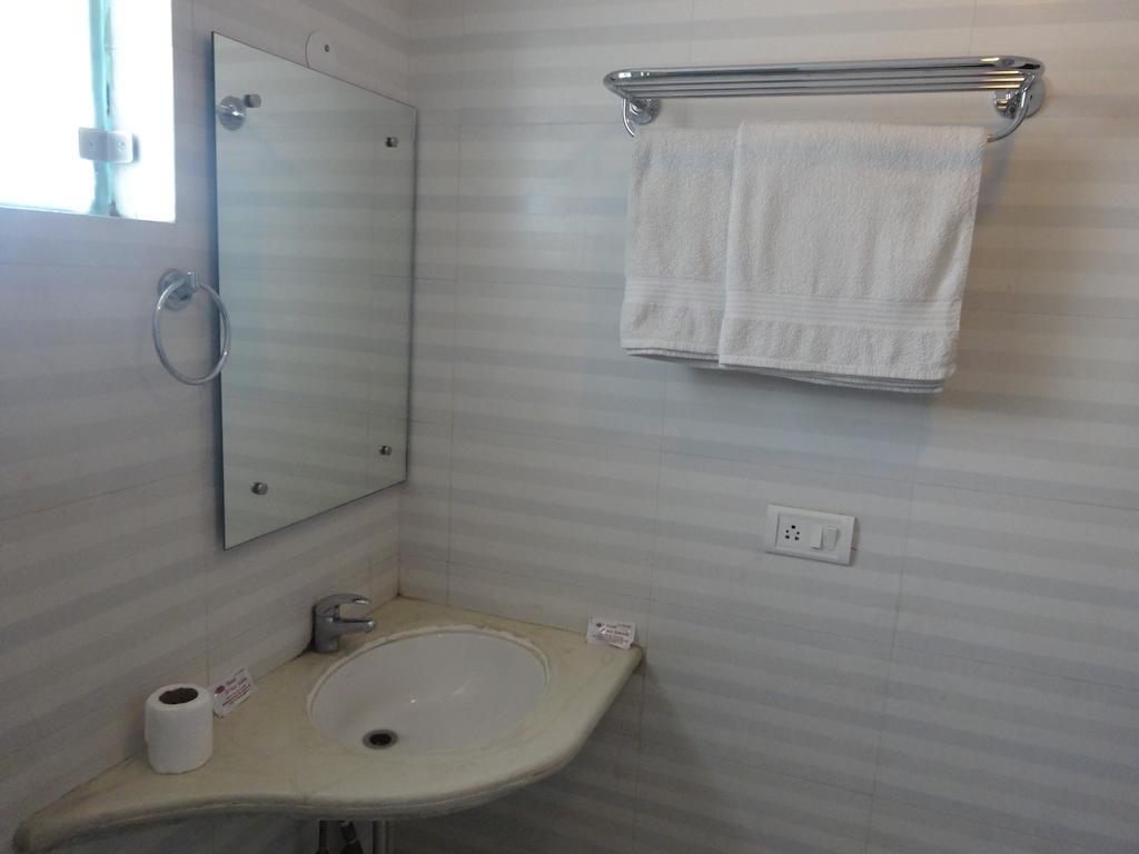 Hotel Polonia New Delhi