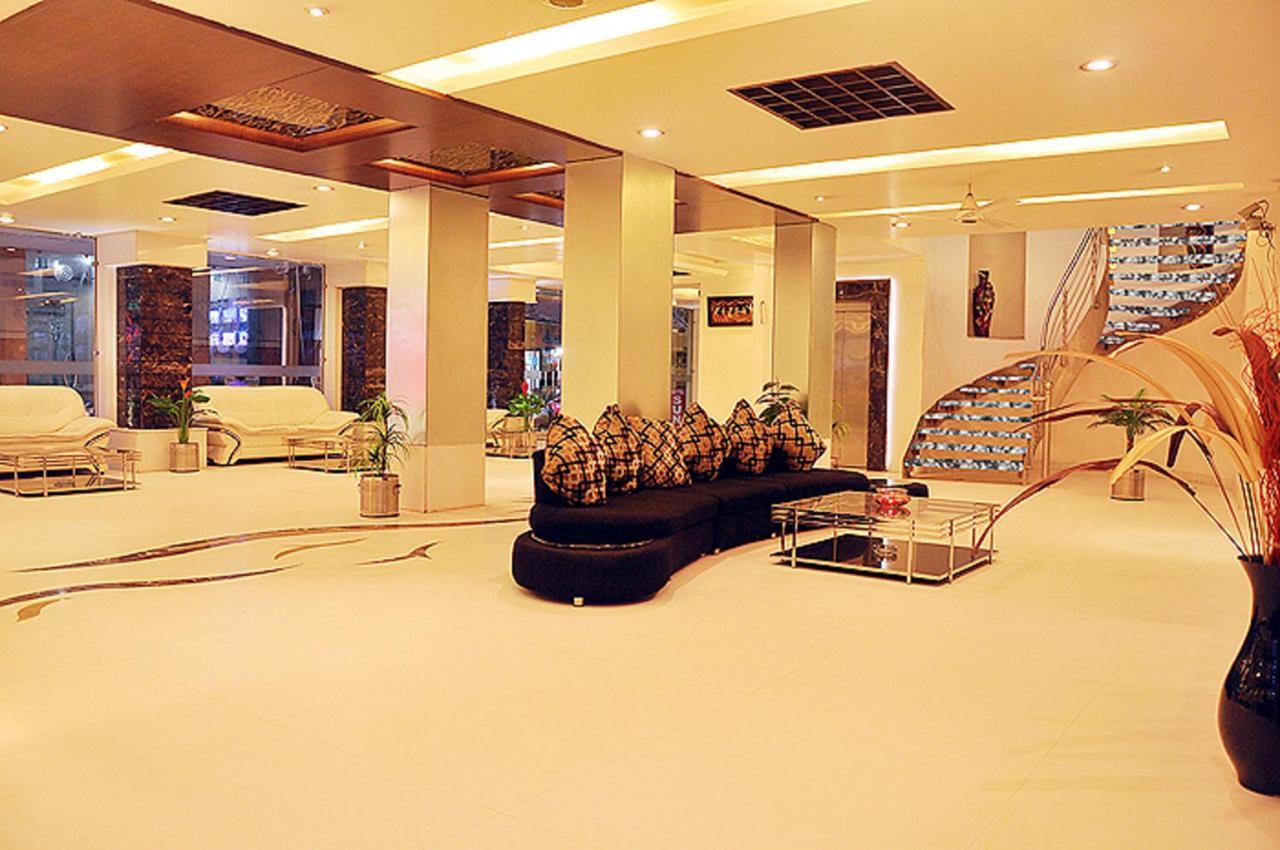 Sun International Hotel
