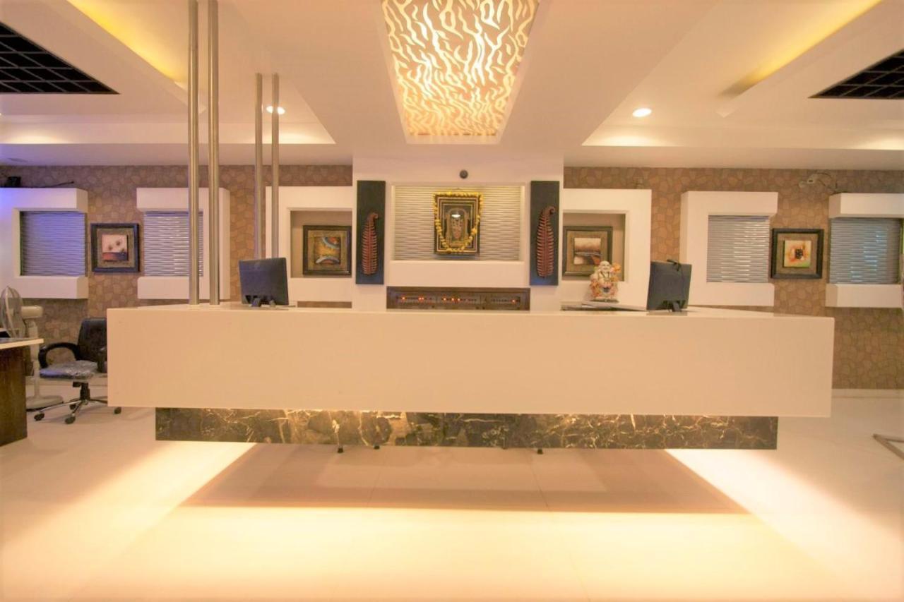 Sun International Hotel