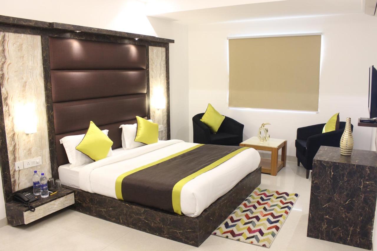 Aero Star Near Delhi Airport Hotel 3*