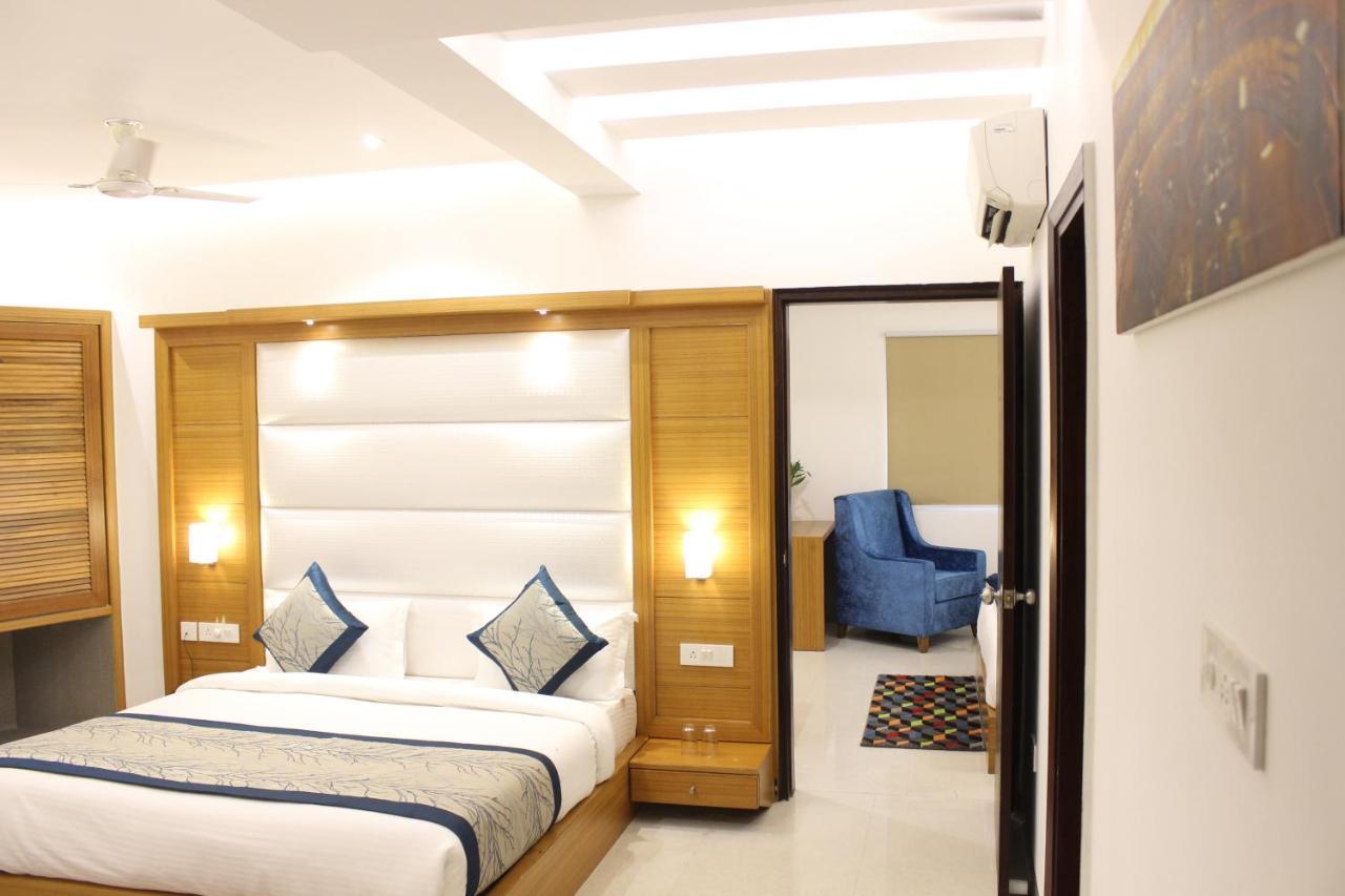 Aero Star Near Delhi Airport Hotel 3*