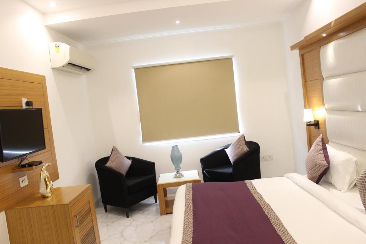 Aero Star Near Delhi Airport Hotel 3*