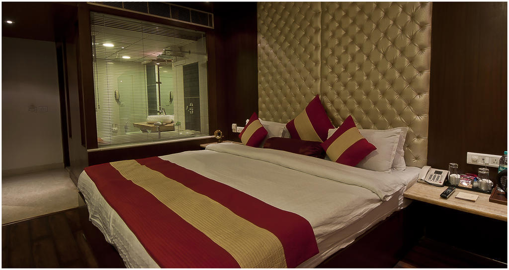 Hotel Aura - Railway Station New Delhi