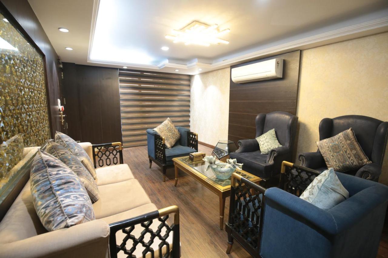 Red Castle - Karol Bagh - Where Luxury Meets Comfort Nova Deli