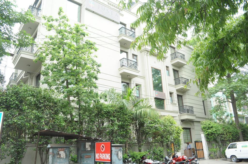 ​justa Panchsheel Park 4*