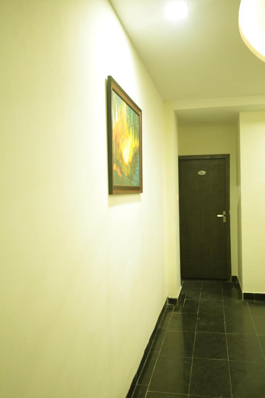 Red Castle - Karol Bagh - Where Luxury Meets Comfort Hotel Nova Deli
