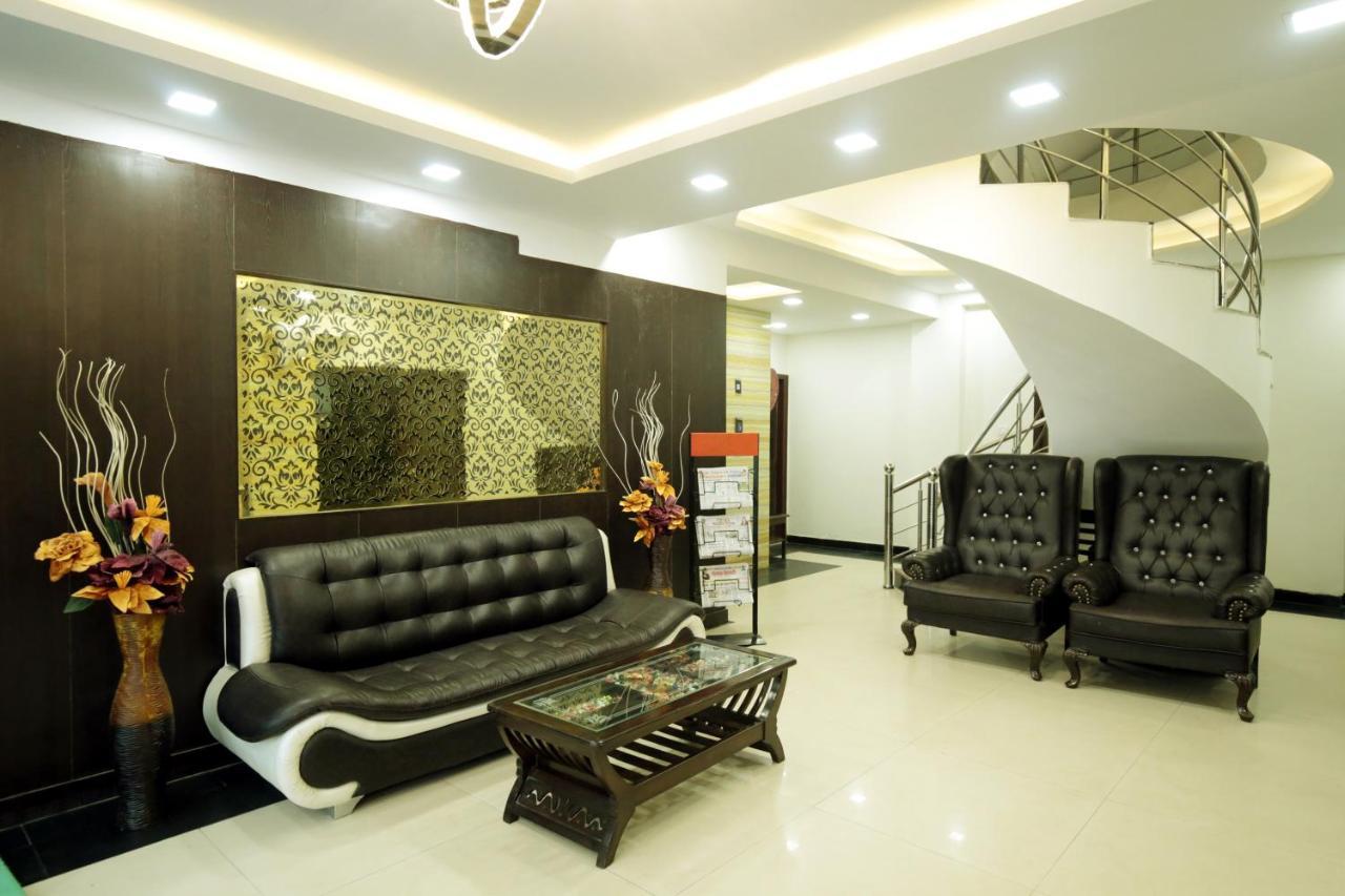 Red Castle - Karol Bagh - Where Luxury Meets Comfort 4* Nova Deli