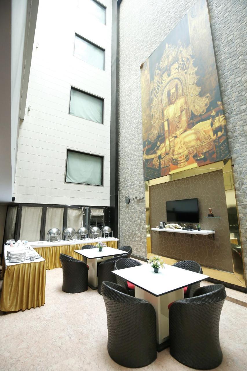 Hotel Red Castle - Karol Bagh - Where Luxury Meets Comfort Nova Deli