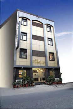 Kingston New Delhi