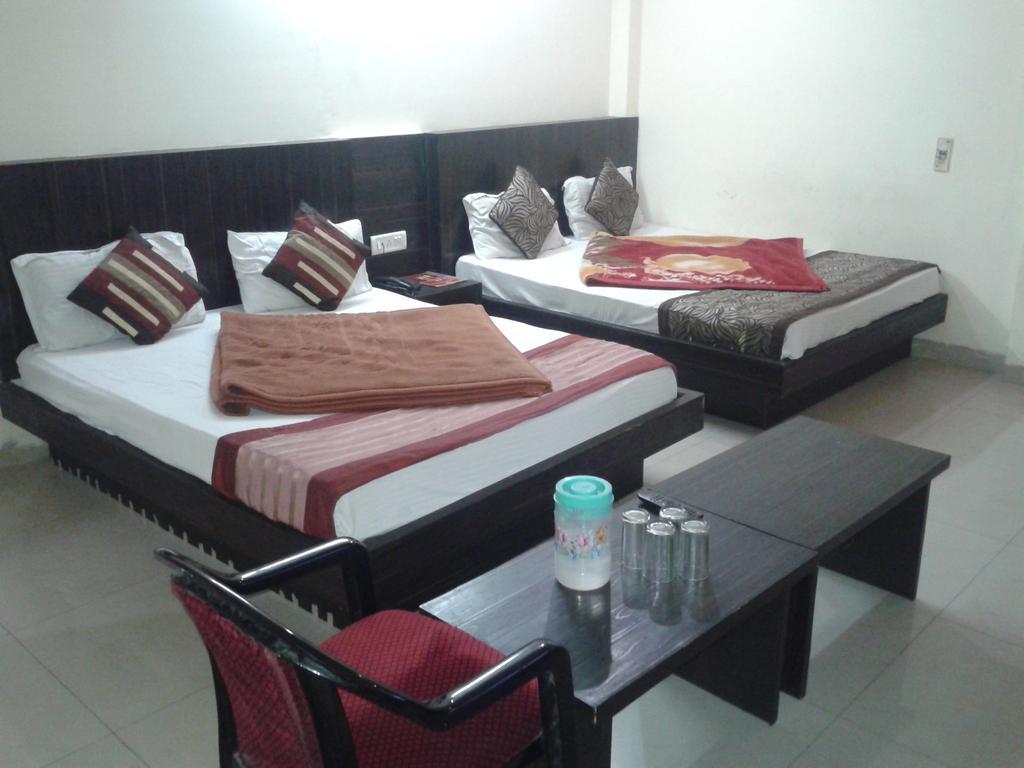 Hotel Surya Plaza