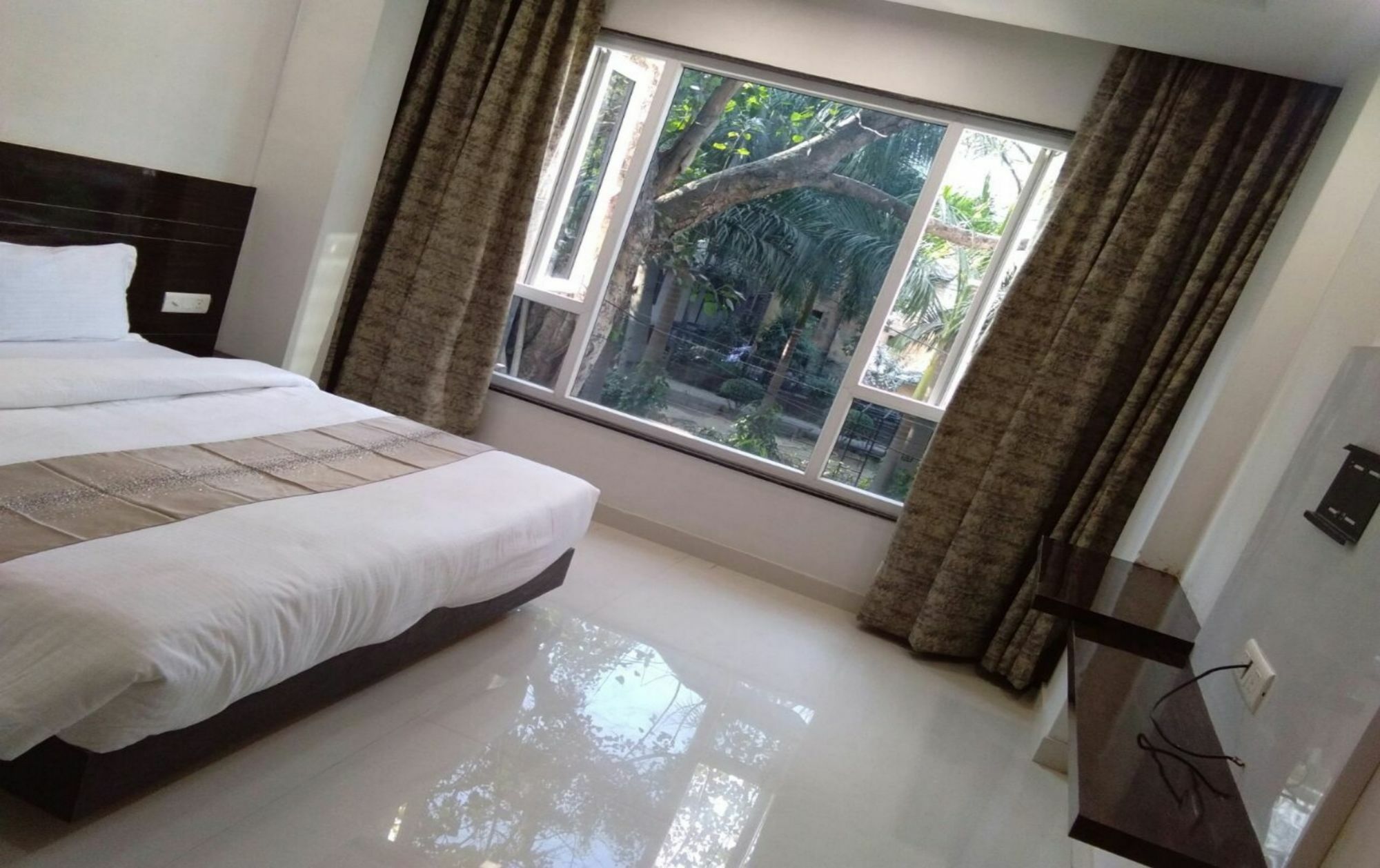 Hotel Sopan Heights 3*