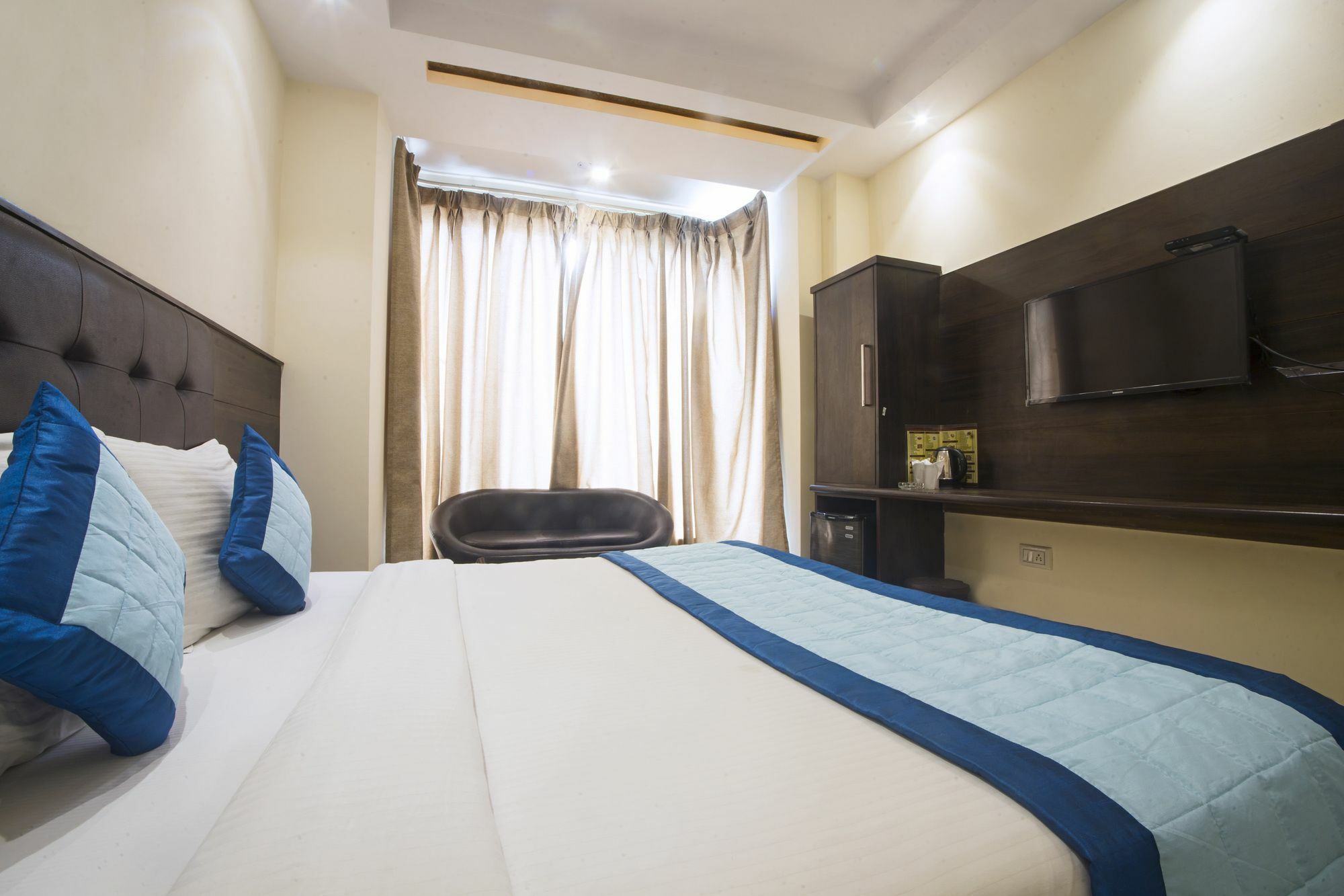 Fabexpress Le Continental - Nr New Delhi Railway Station Hotel New Delhi