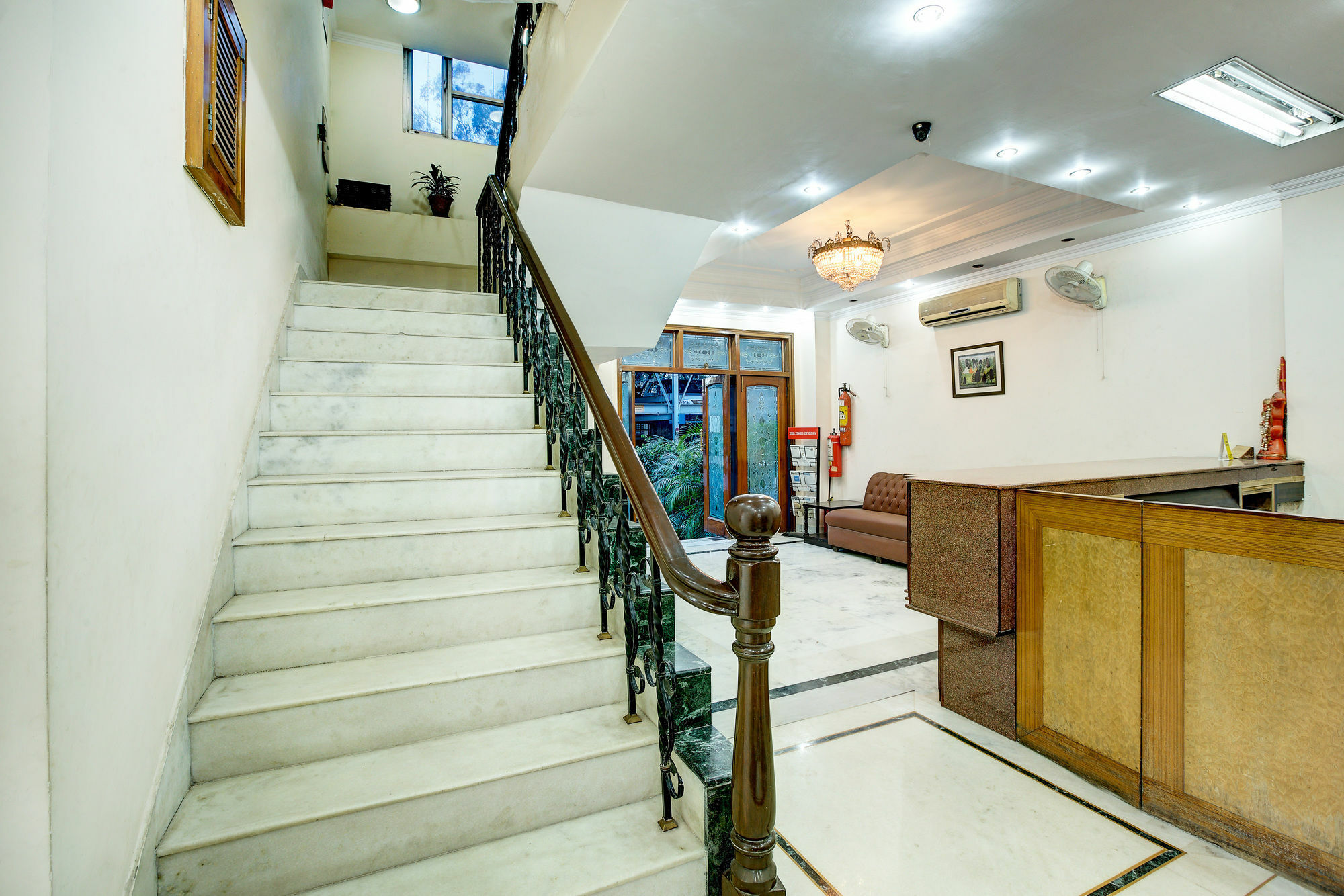 Citi International Hotel 3*