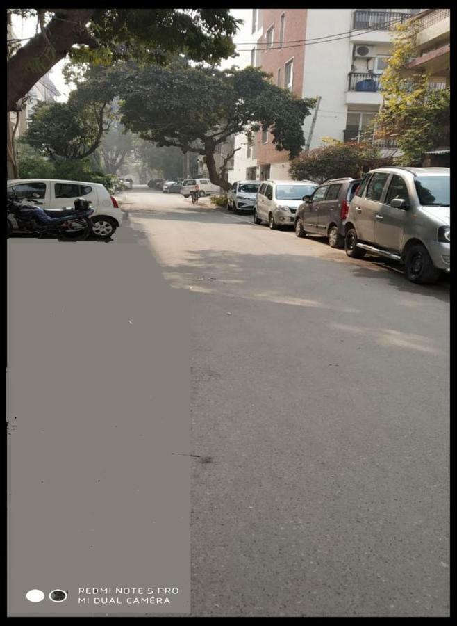 Apartment Short Luxury Separate 3bhk In Green Park Near Metro With Lift Minimum 3 Nights New Delhi