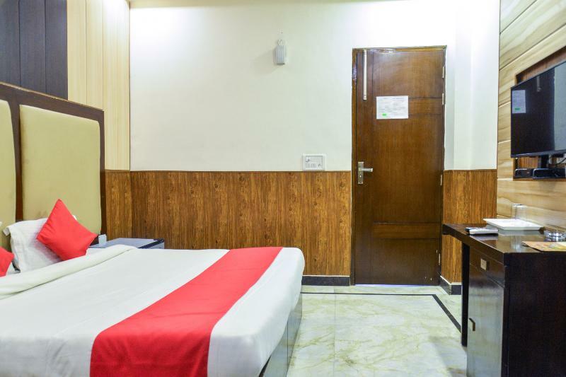 Hotel Fabhotel Jindal Palace Near Igi Airport