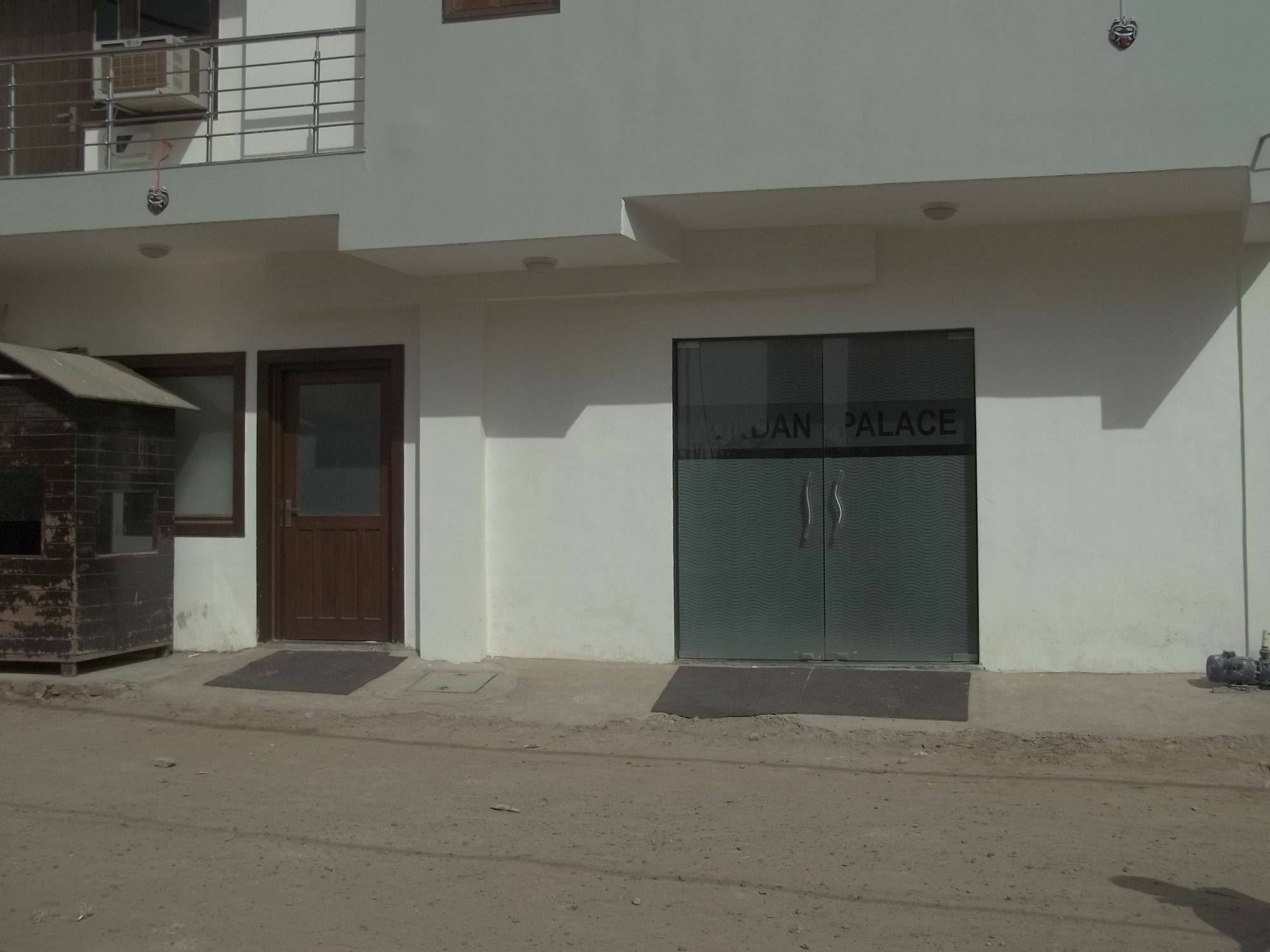 Kundan Palace Hotel