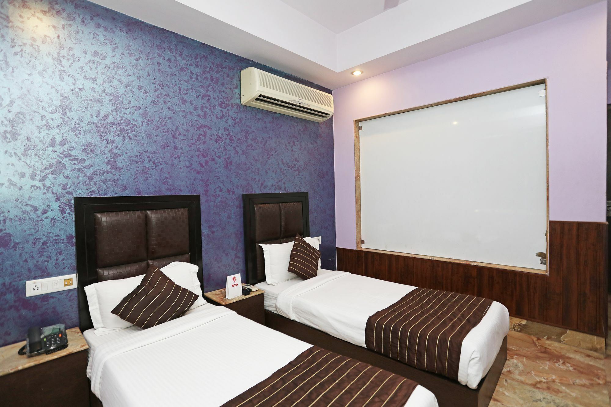 Hotel Vedas Heritage - Karol Bagh