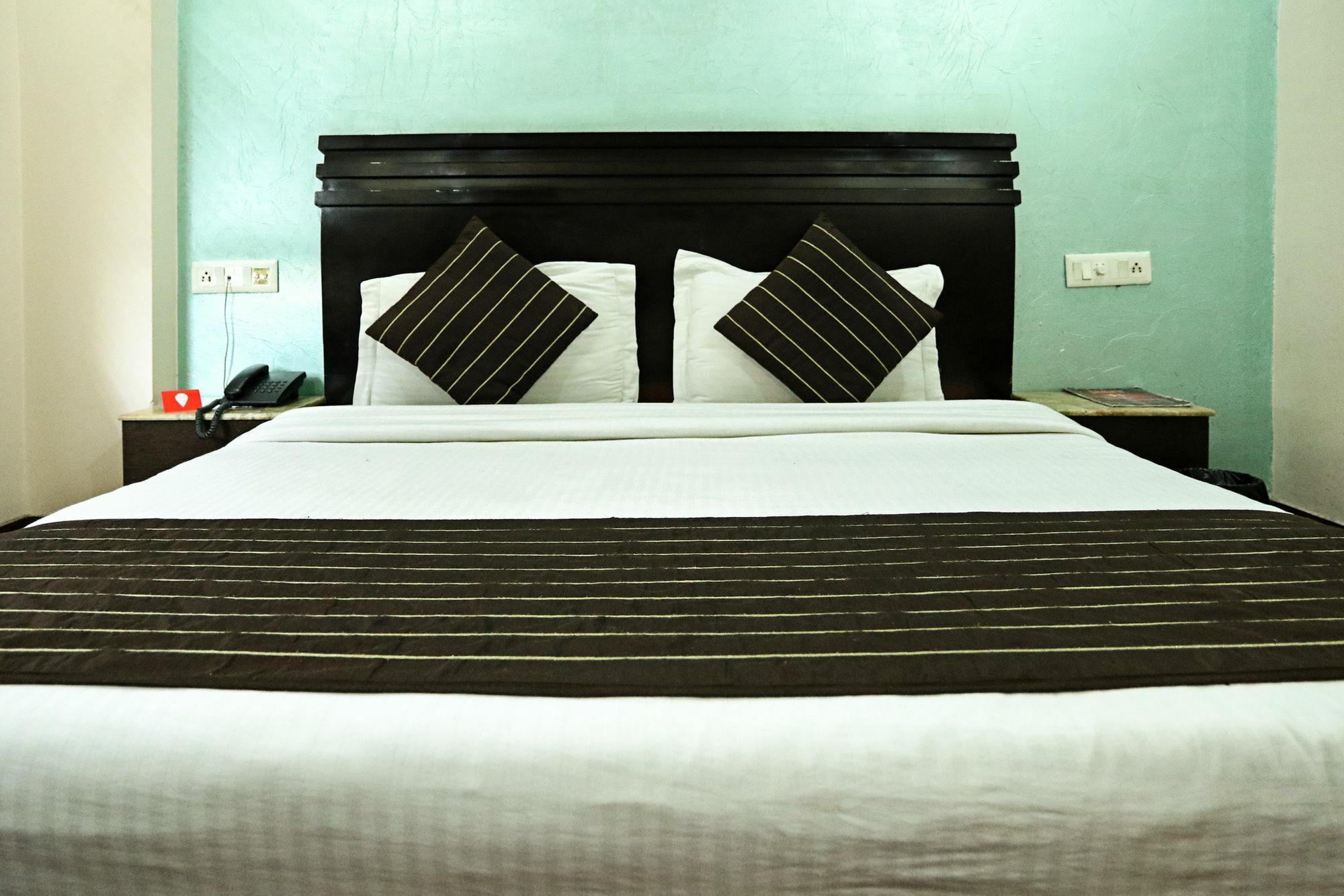Vedas Heritage - Karol Bagh Hotel