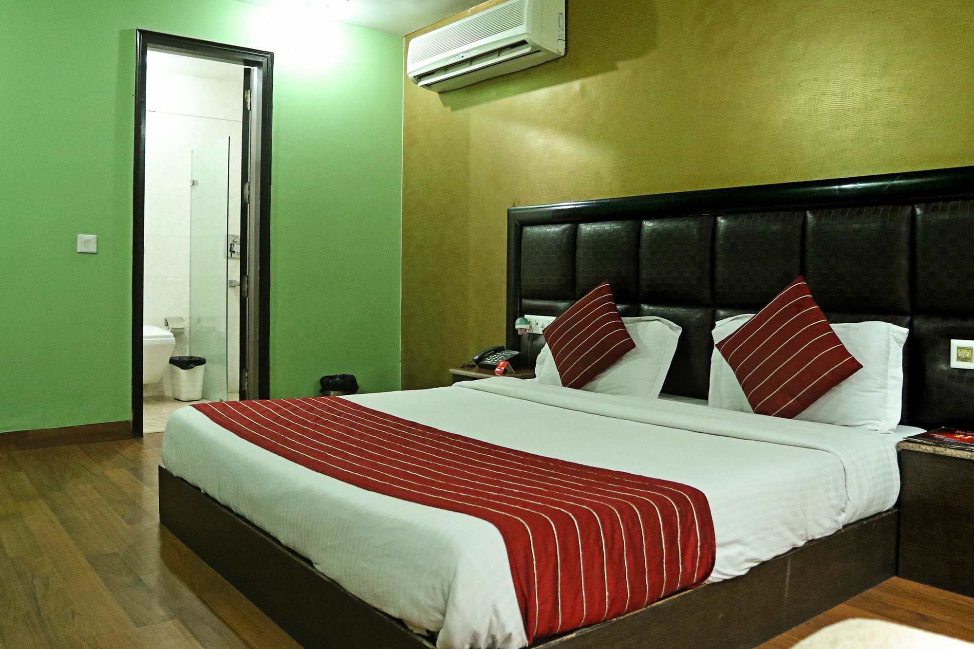 Vedas Heritage - Karol Bagh
