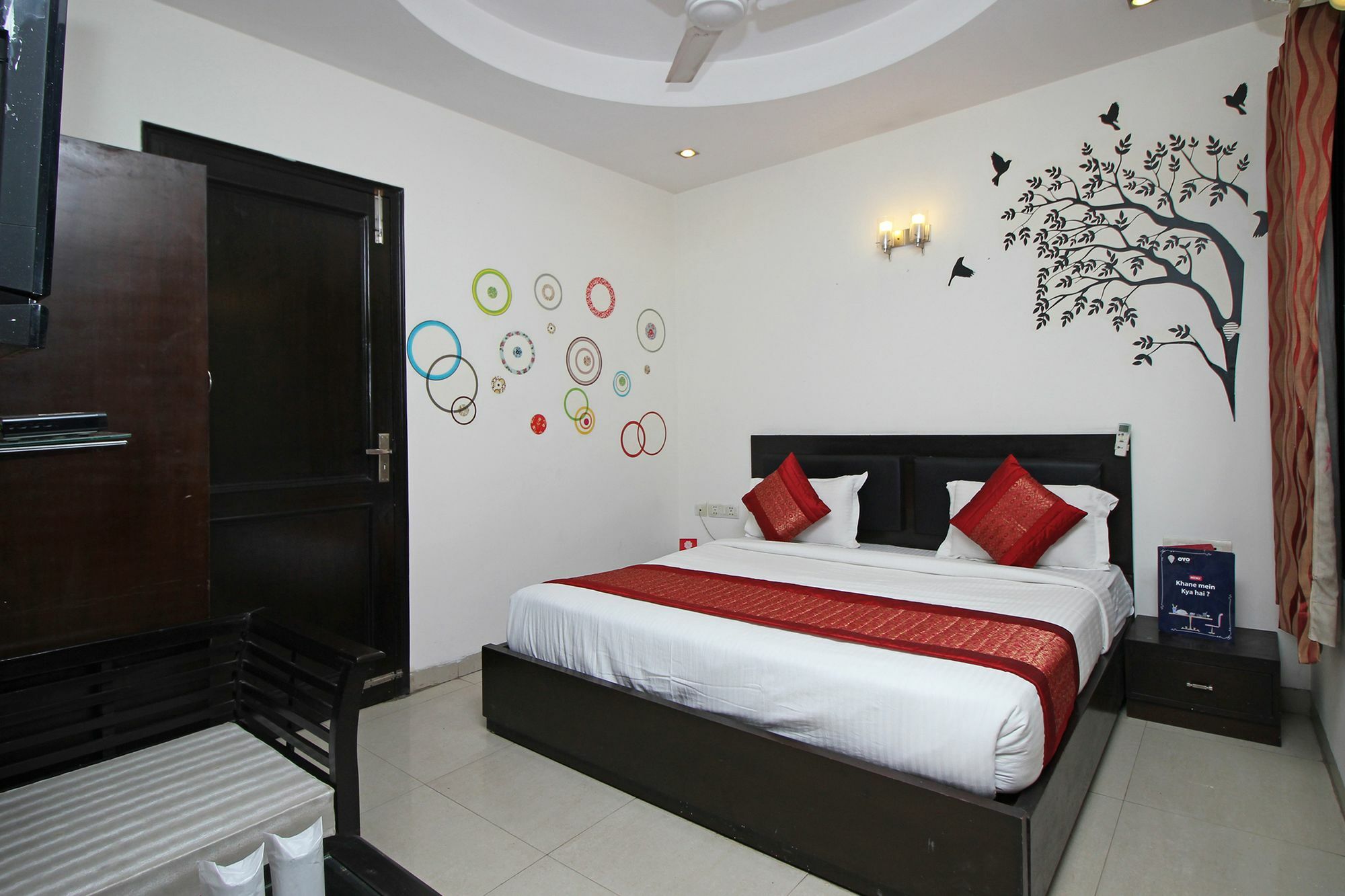 Oyo 9030 Delhi Airport Plaza Hotel New Delhi