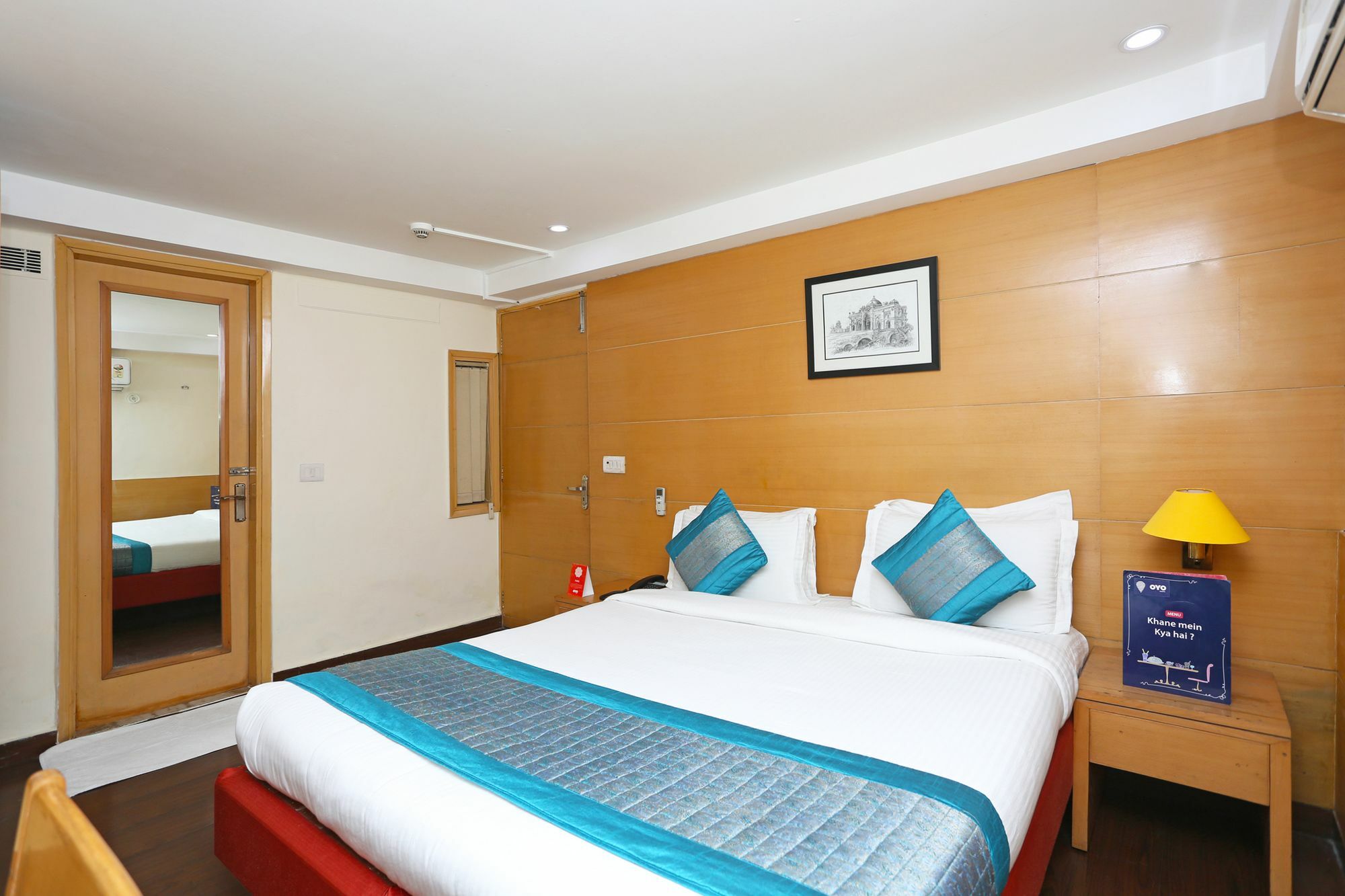 Oyo 11332 Daffodils Hotel New Delhi
