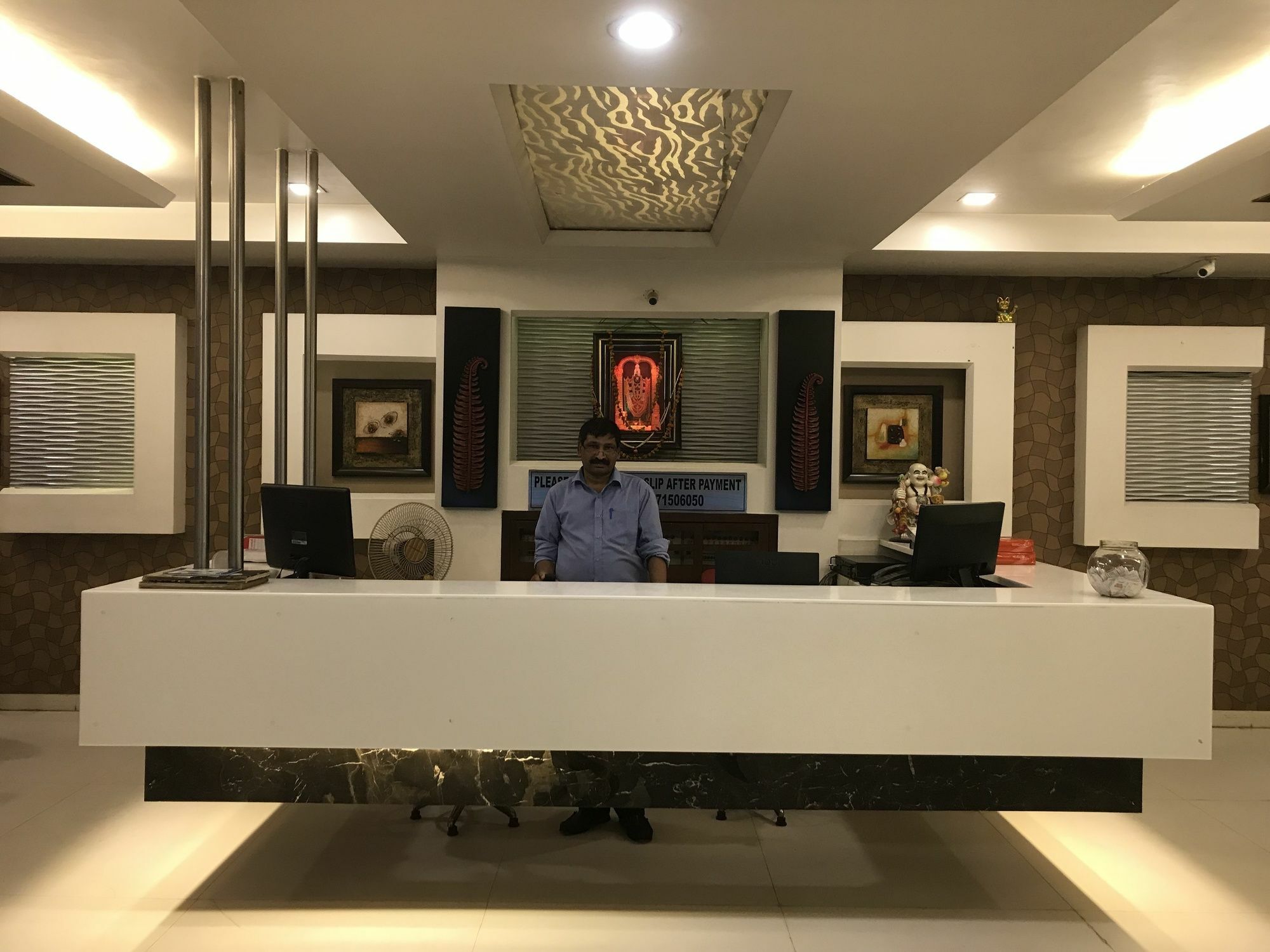 Sun International Hotel