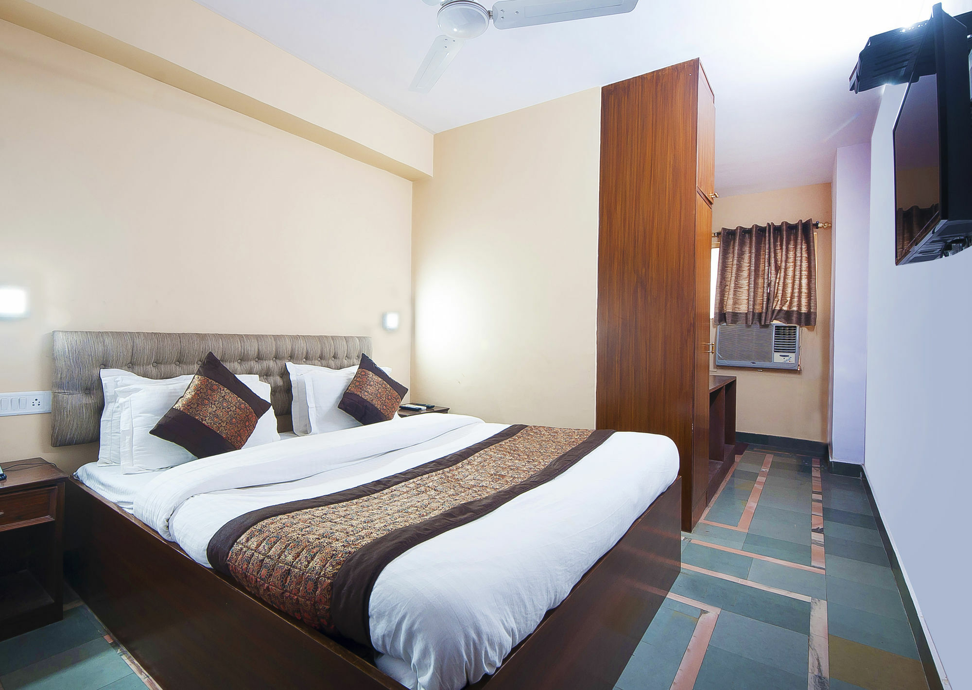 Hotel Hotel O Hotel Landmark Inn 3*
