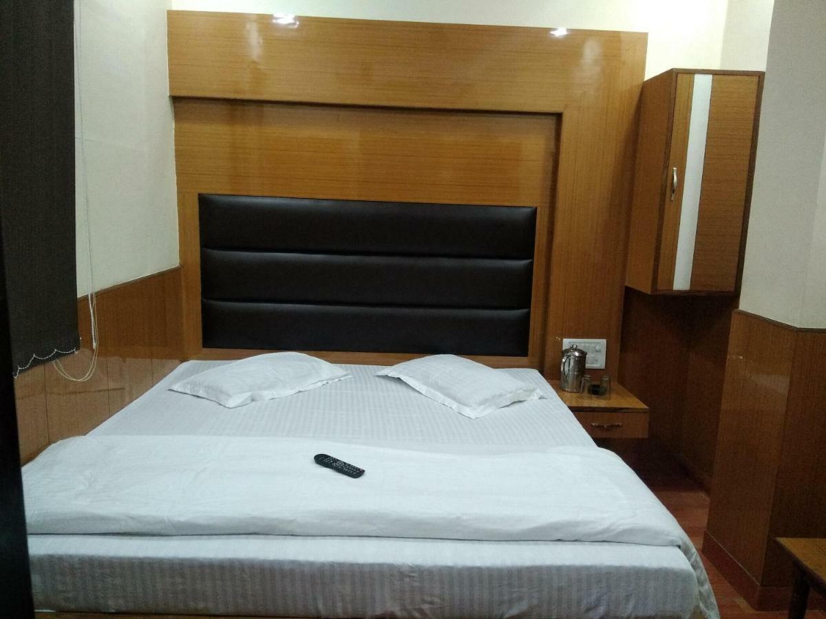 Silver Palace New Delhi